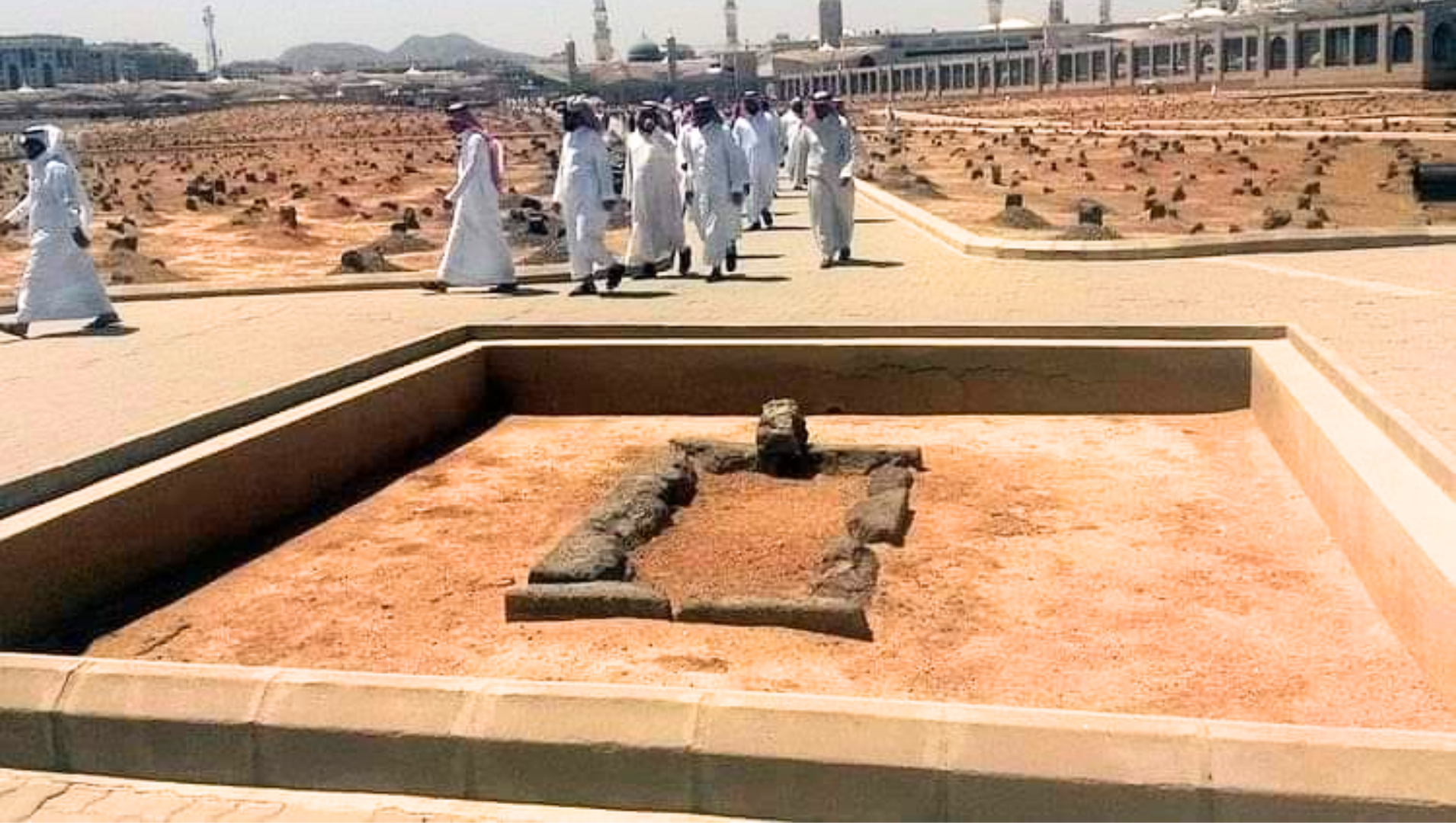 Porno: Doktor mushukning sochini oldirishi Mioma uchun jinsiy pozitsiyalar