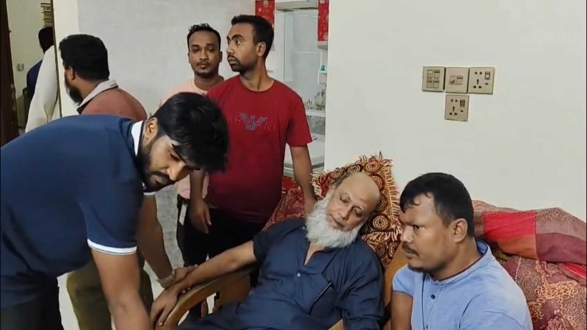 লক্ষ্মীপুরে মা-মেয়েকে গলা কেটে হত্যা!