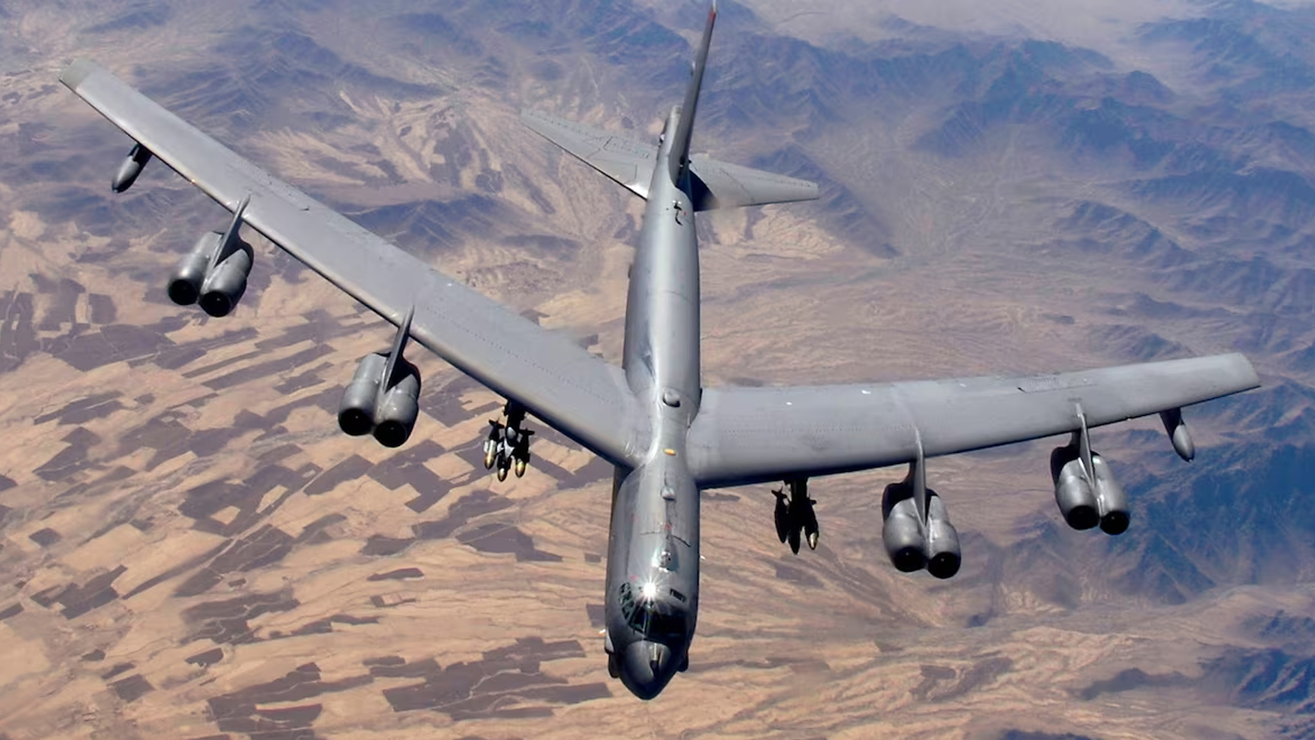 দূরপাল্লার বি-৫২ বোমারু বিমান। ছবি: রয়টার্স