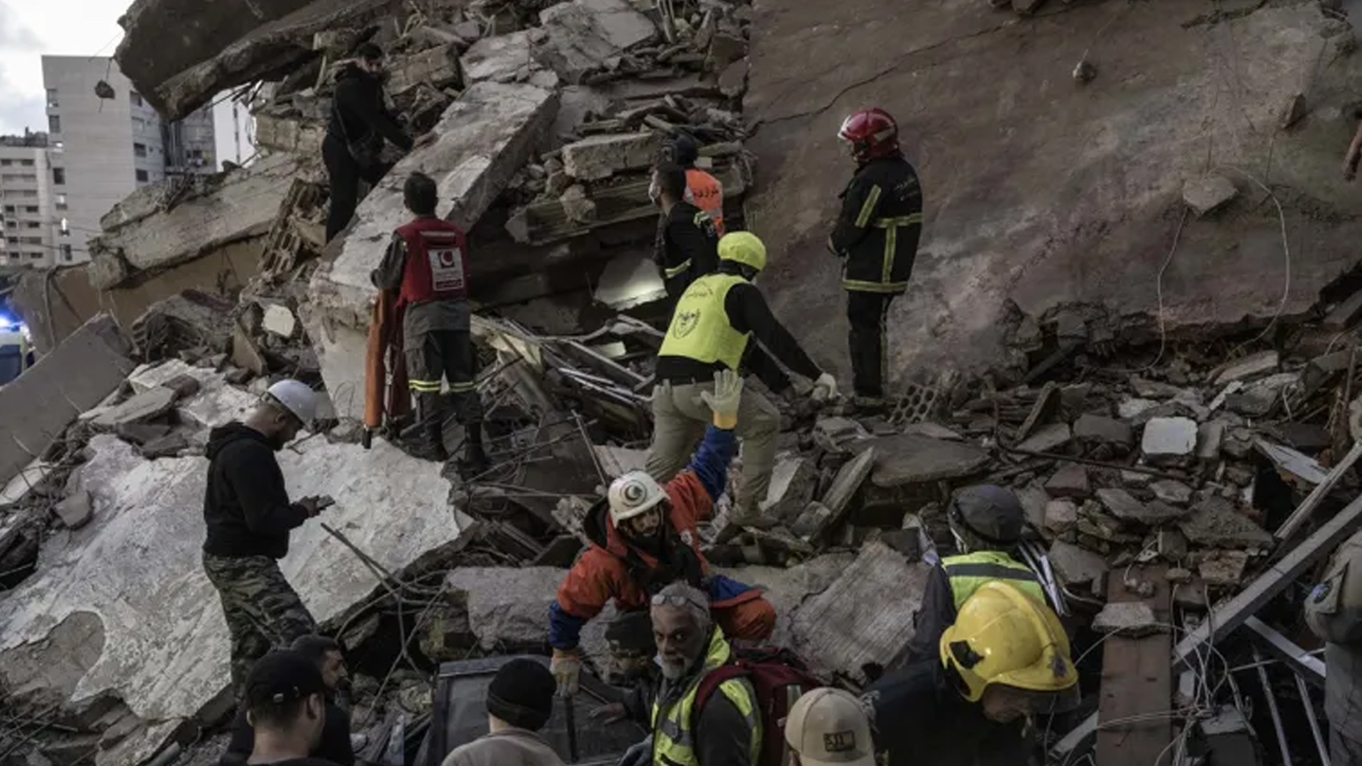 লেবাননে ইসরাইলি বিমান হামলার নিন্দা জাতিসংঘ মানবাধিকার প্রধানের