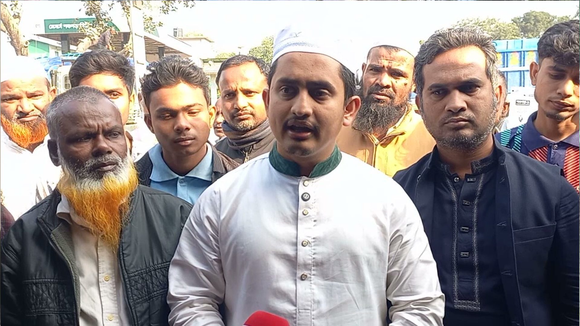 বাড়ি বাবার আর গাড়ি ভাড়ার — হলফনামায় দেবো কেন, প্রশ্ন সারজিসের