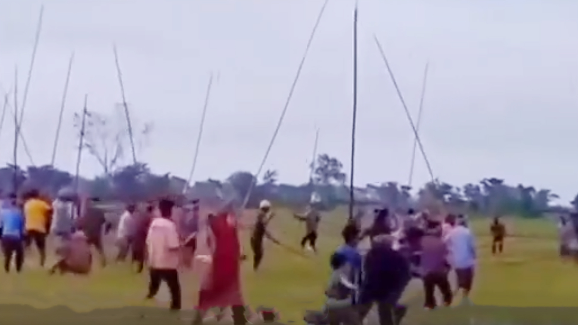 সুনামগঞ্জে দুই গ্রামবাসীর সংঘর্ষে আহত ১৫