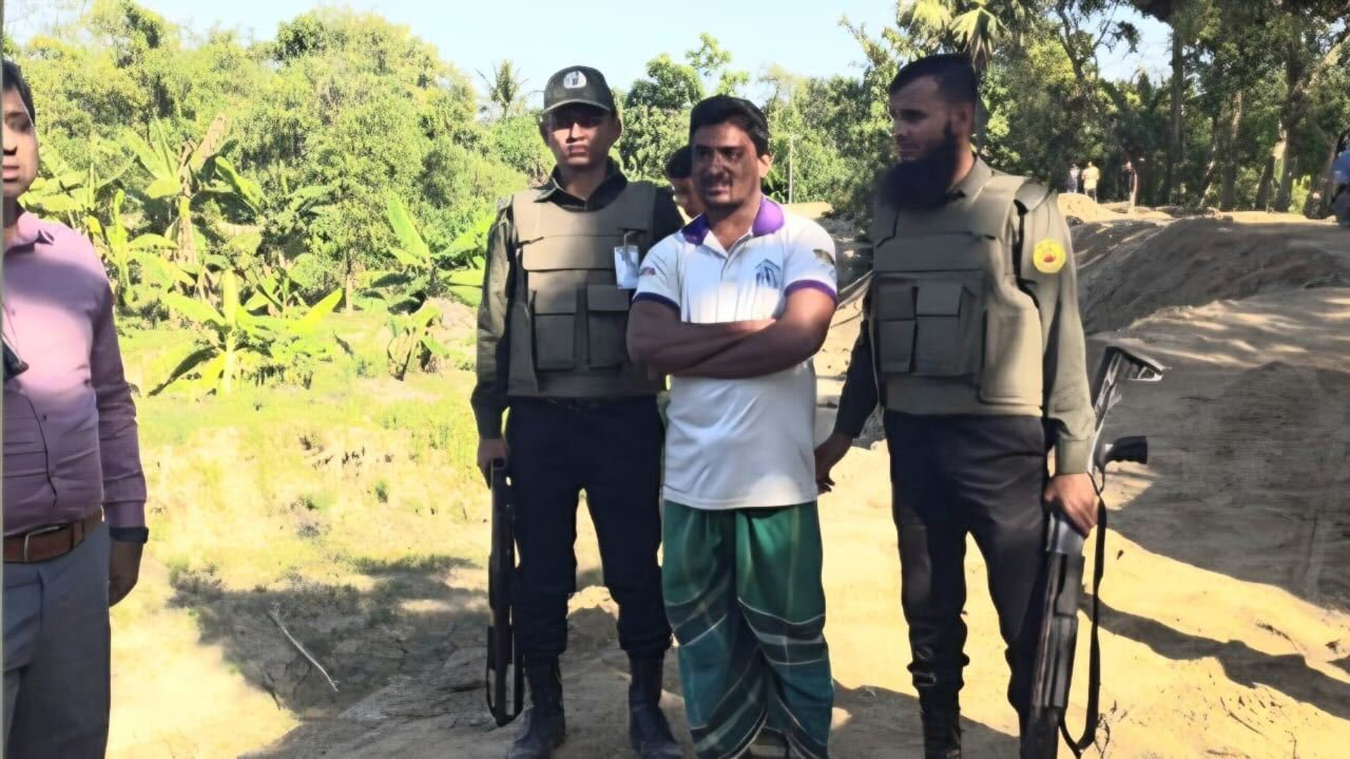 ফসলি জমির টপসয়েল কাটায় ৫০ হাজার টাকা জরিমানা