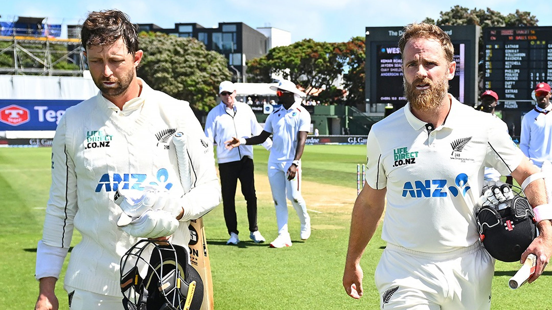 ক্যারিবীয়দের অনায়াসে হারিয়ে সিরিজে এগিয়ে গেল কিউইরা