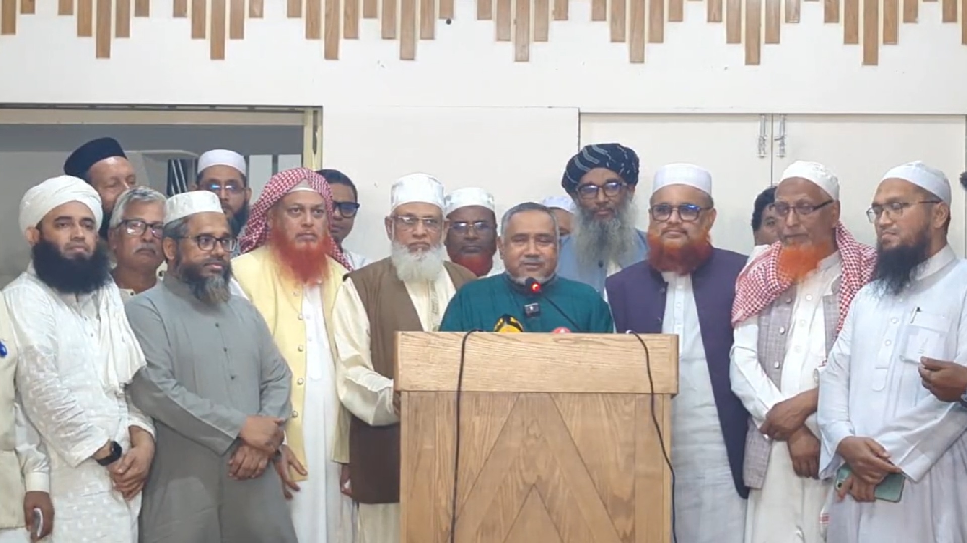 প্রধান উপদেষ্টার বক্তব্যে যে প্রতিক্রিয়া জানাল জামায়াতসহ ৮ দল