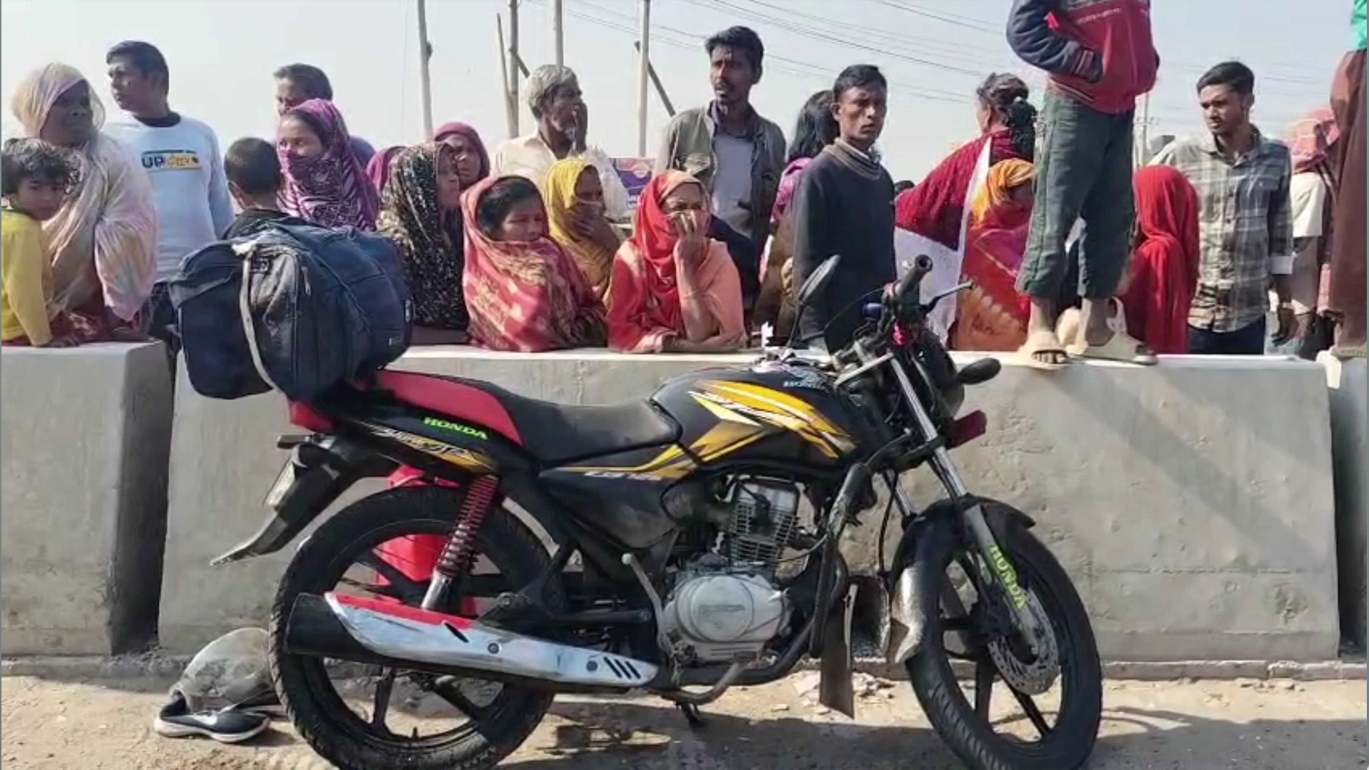 সিরাজগঞ্জে সড়ক দুর্ঘটনায় মোটরসাইকেল আরোহী নিহত - Bangla24.Top