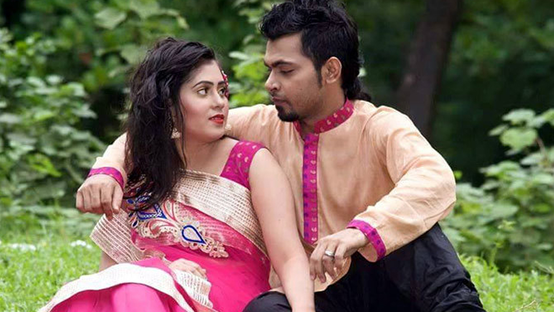 তৃতীয় পুত্রের নাম কী রাখলেন গায়ক রুমি