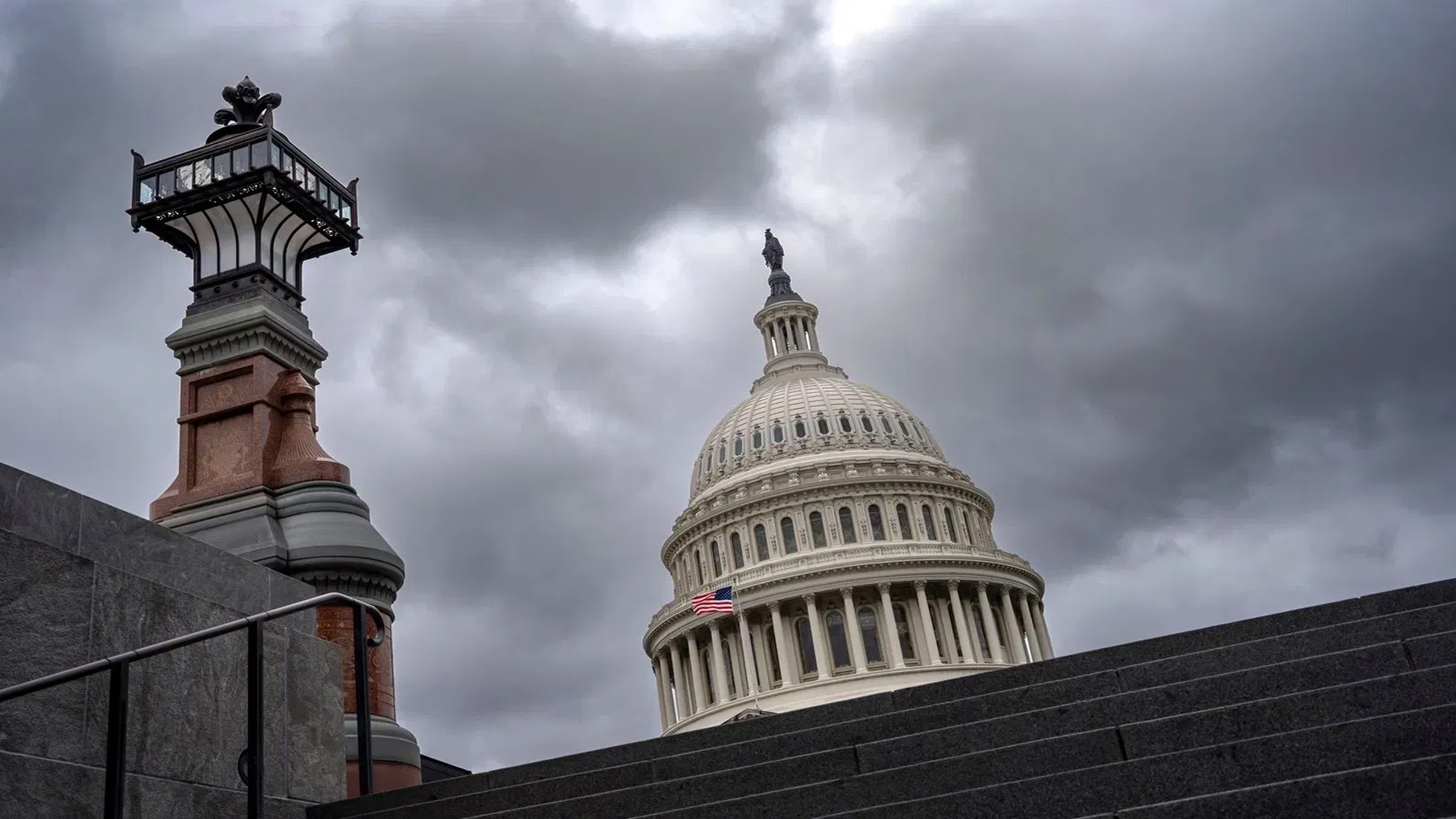 মার্কিন সিনেটে সমঝোতা, শেষ হতে পারে শাটডাউন