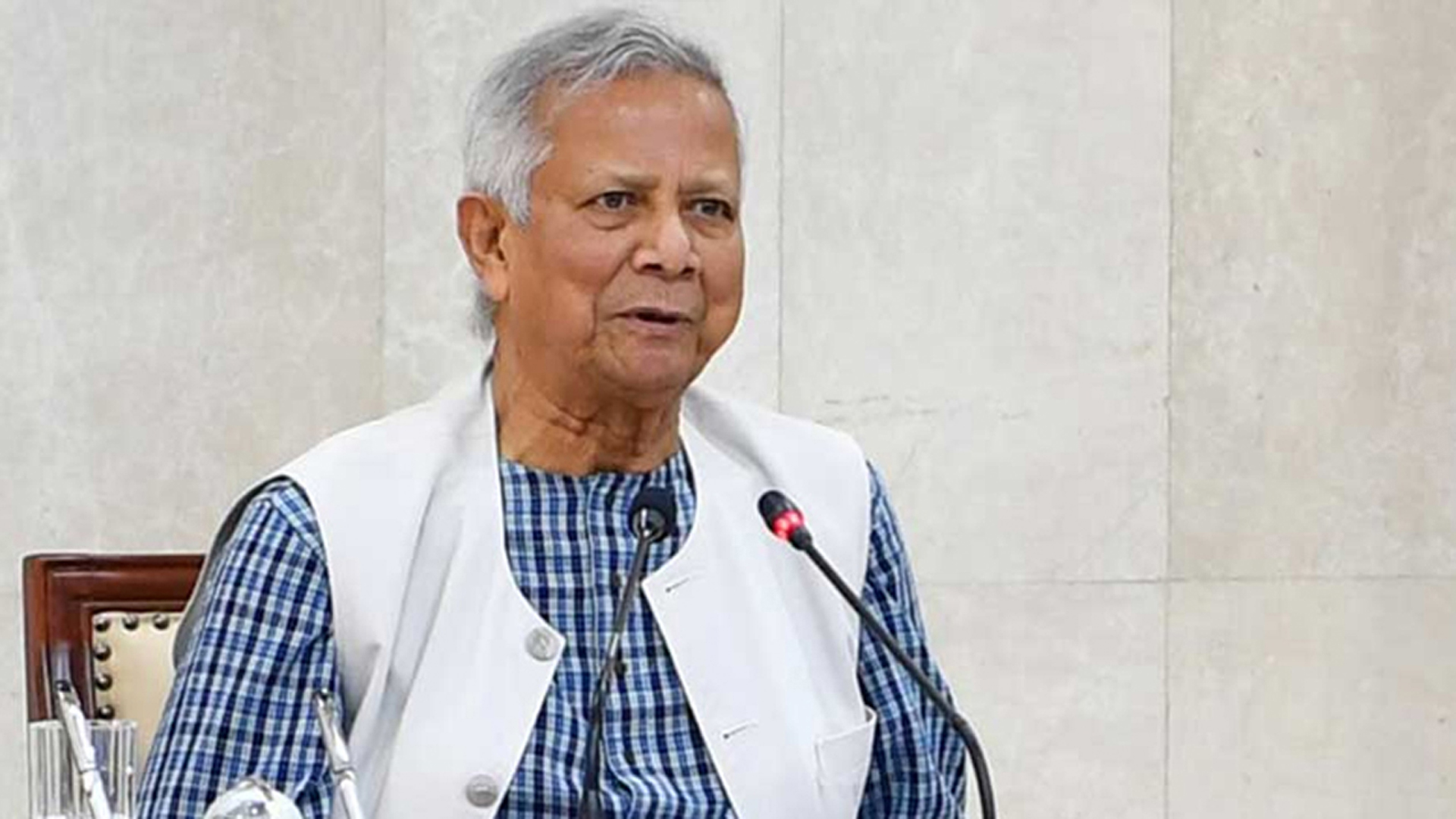 প্রধান উপদেষ্টার সঙ্গে ৩ দলের বৈঠক অনুষ্ঠিত