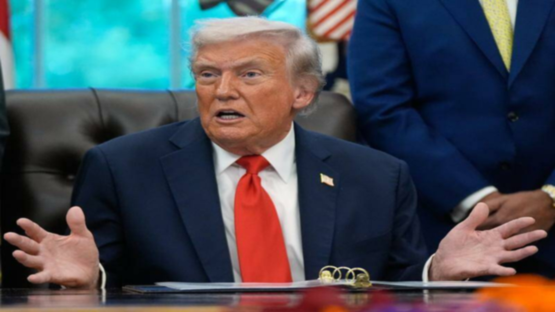 পুতিনের সাথে বৈঠক স্থগিত: অযথা ‘সময় নষ্ট করতে চান না’ বললেন ট্রাম্প