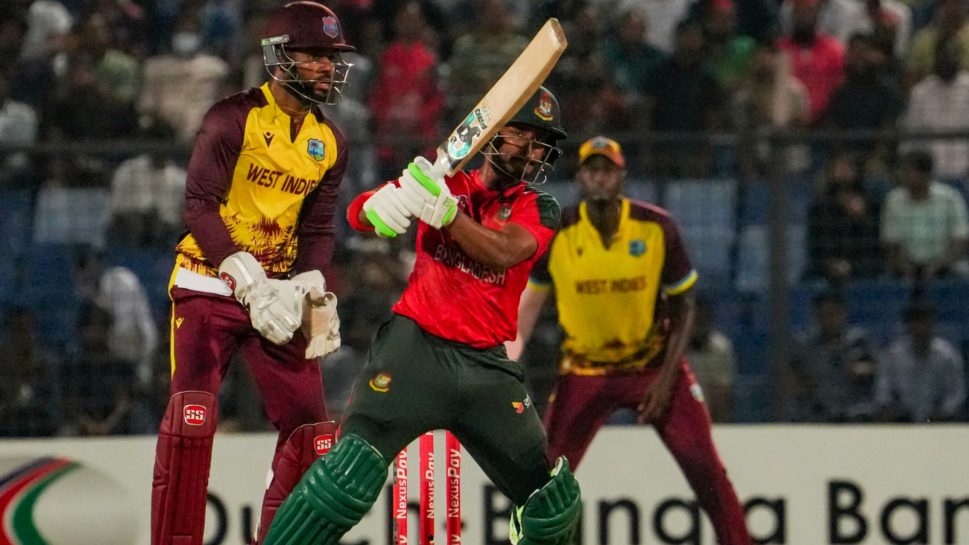 এক ম্যাচ বাকি থাকতেই সিরিজ খোয়ালো বাংলাদেশ