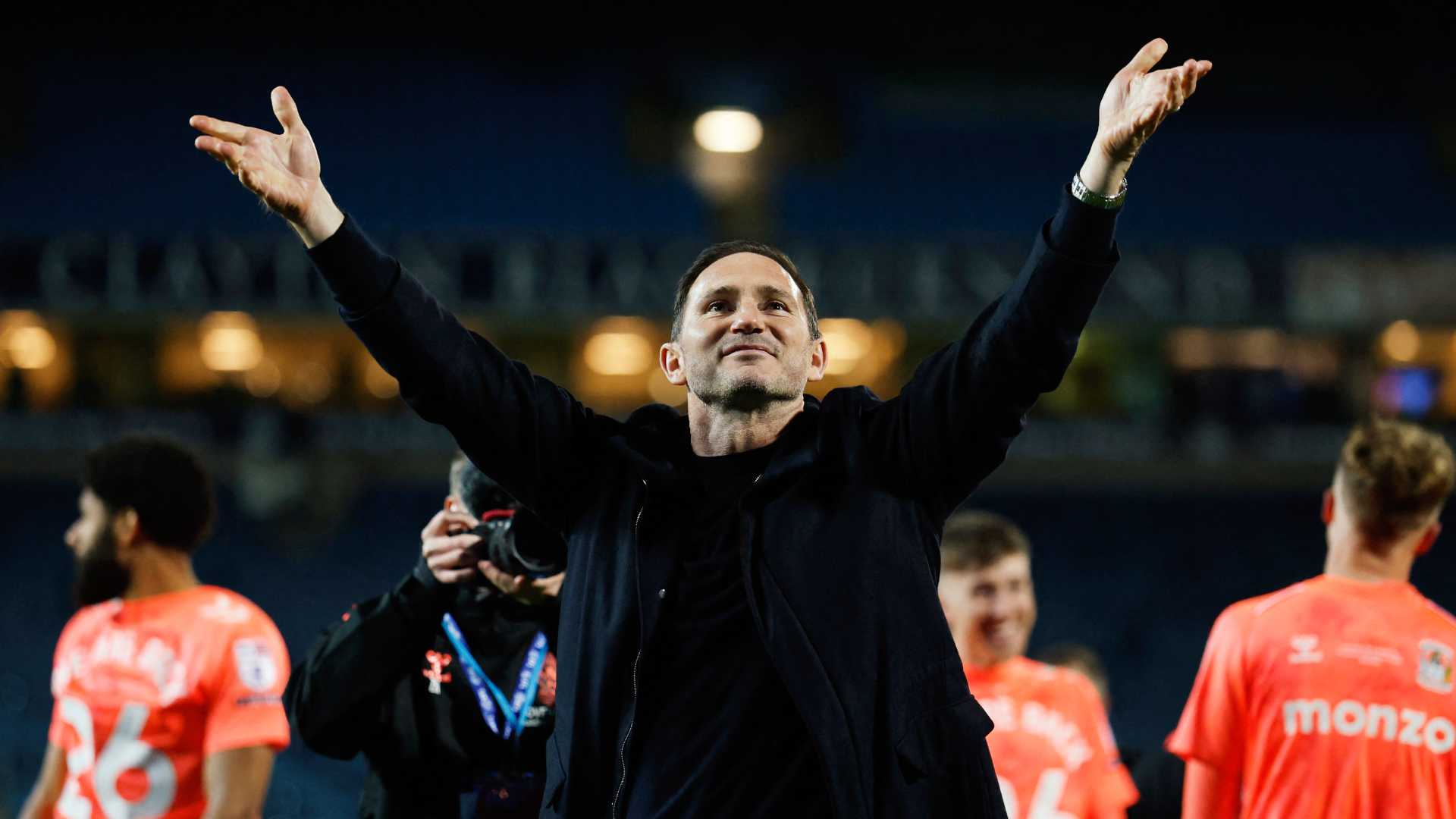 কভেন্ট্রি সিটিকে ইপিএলে ফিরিয়ে বর্ষসেরা কোচ হলেন ল্যাম্পার্ড