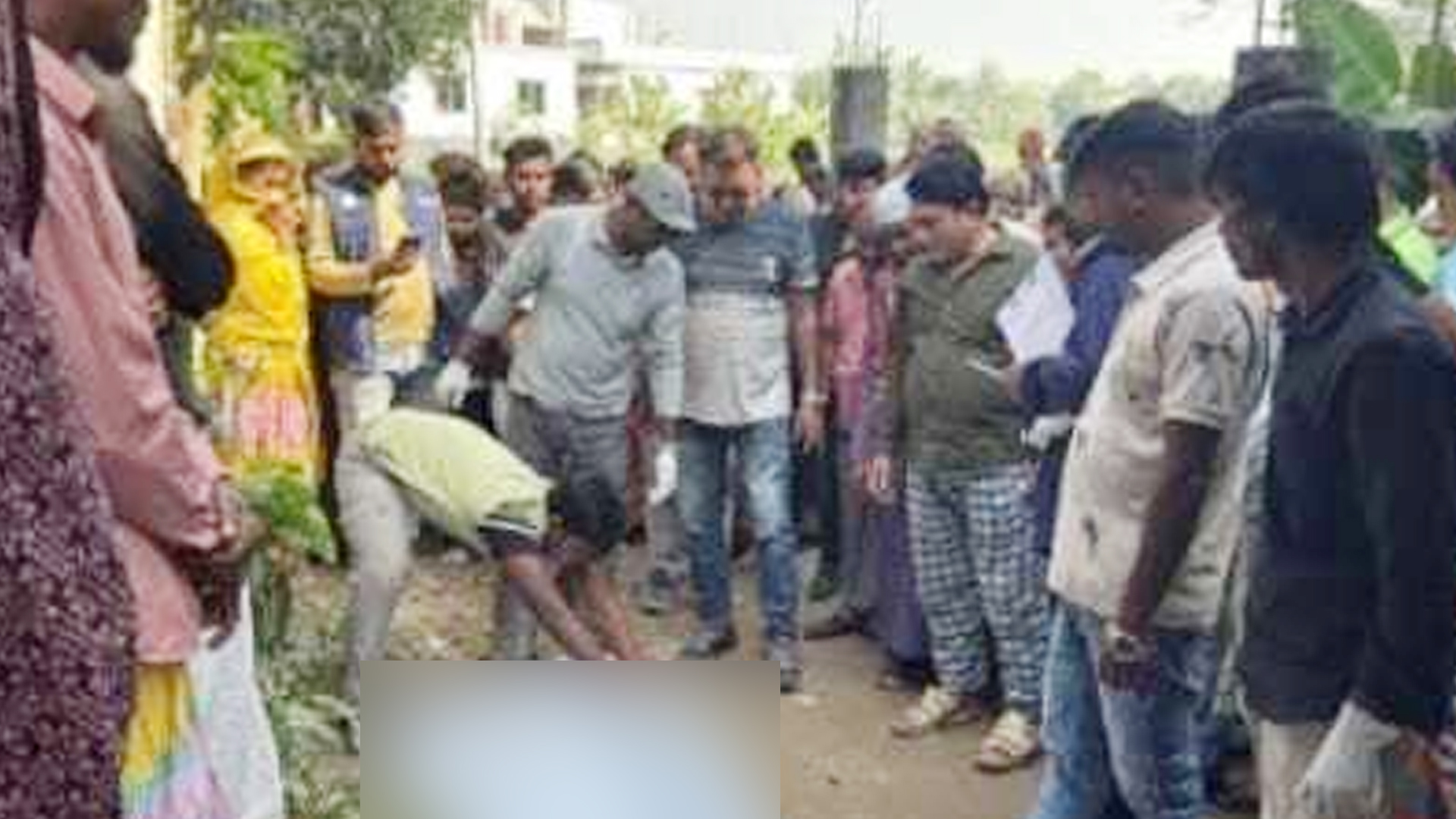 মানিকগঞ্জে যুবককে মাথা থেঁতলে হত্যা