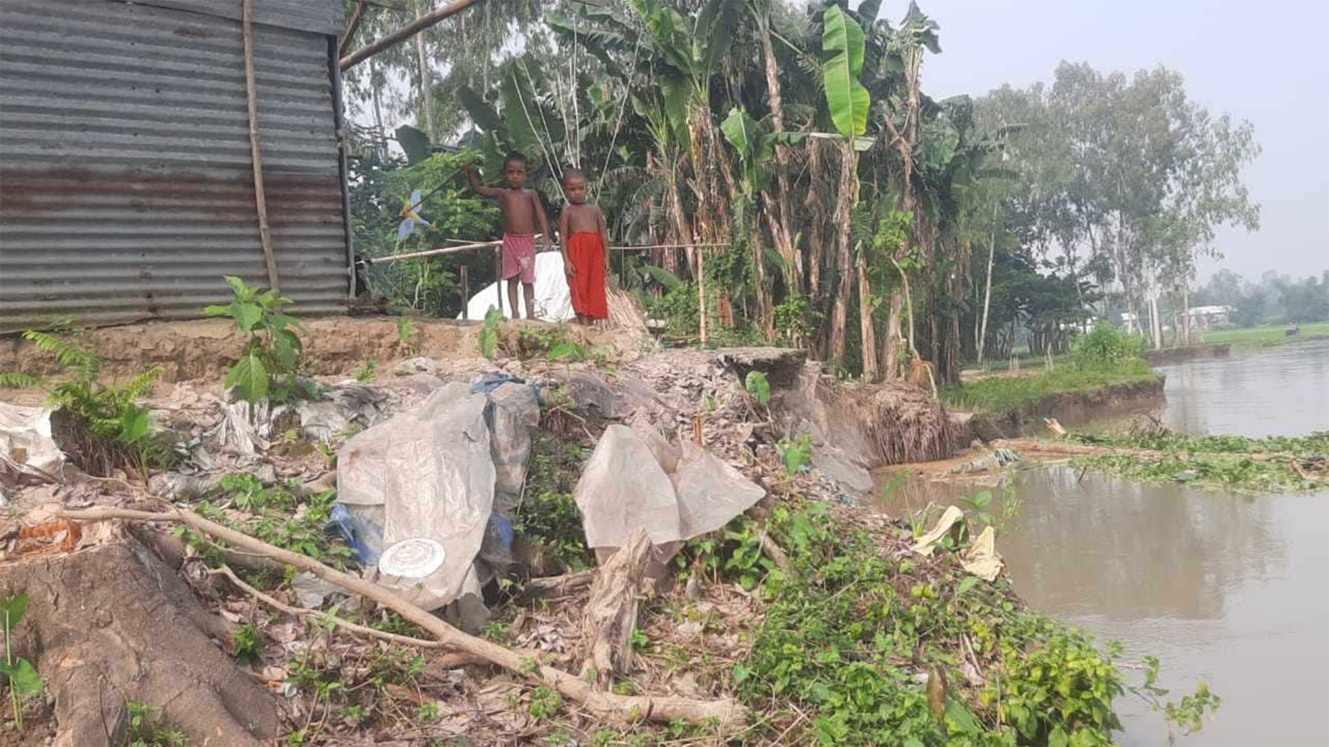 Shirin mulatning dumbalari Men jinsiy aloqa qildim va jinsiy olatni ishqaladim