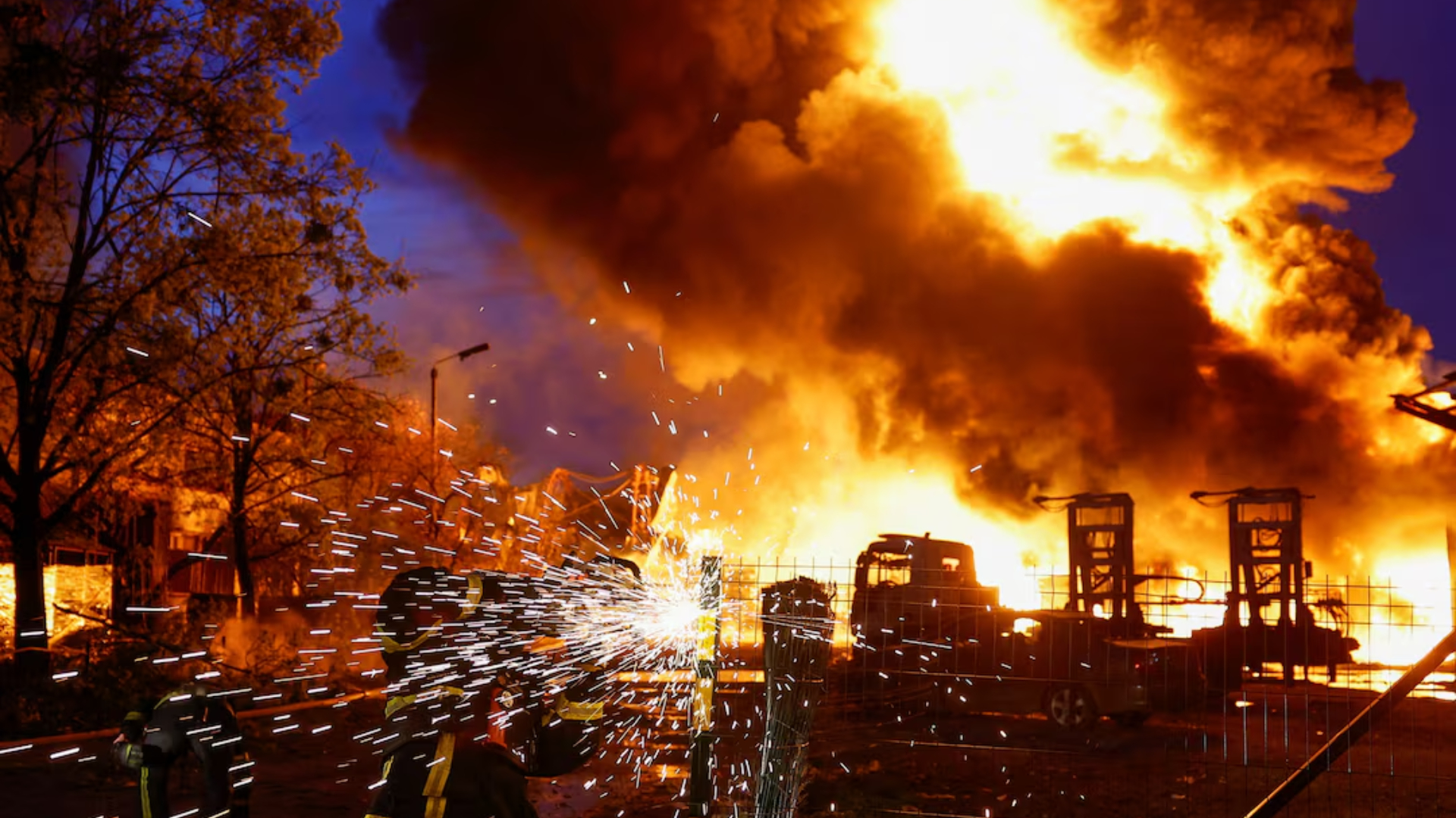 ইউক্রেনে বড় ধরনের হামলা রাশিয়ার, নিহত ১৮