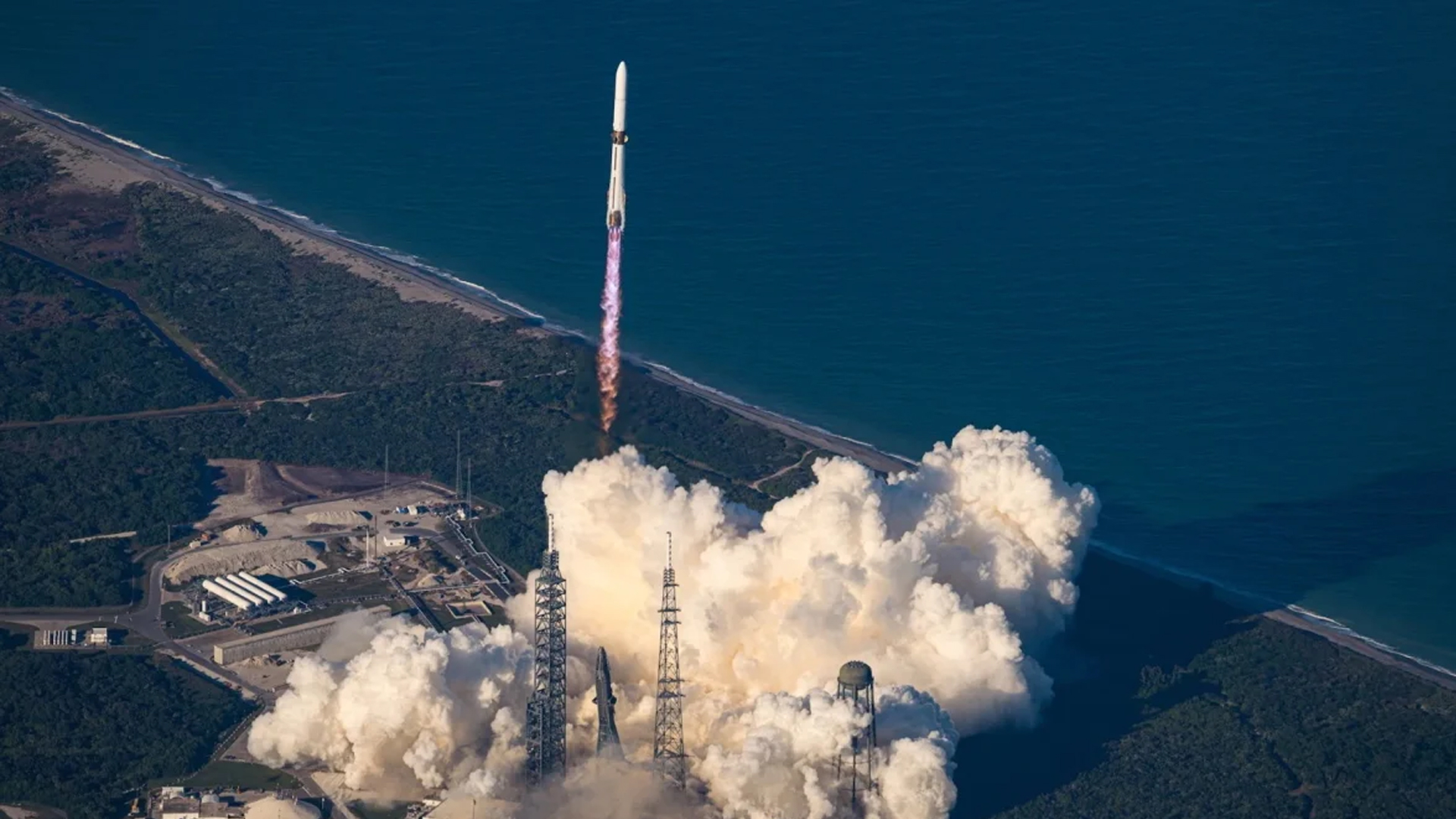 মঙ্গলগ্রহে মহাকাশযান বহনকারী রকেট উৎক্ষেপণ জেফ বেজোসের ব্লু অরিজিনের