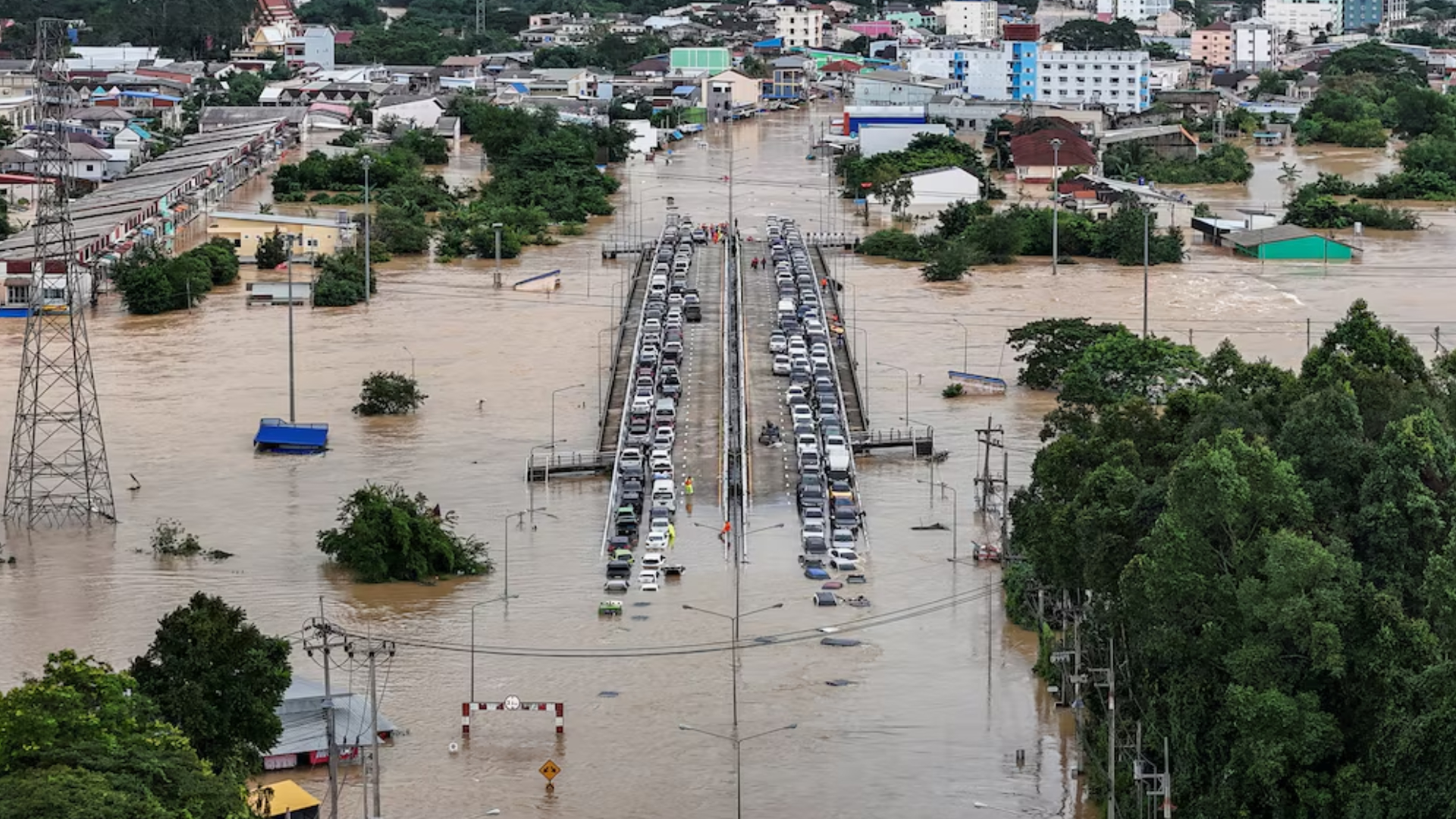 থাইল্যান্ড ও ইন্দোনেশিয়ায় ভয়াবহ বন্যা, বহু প্রাণহানি