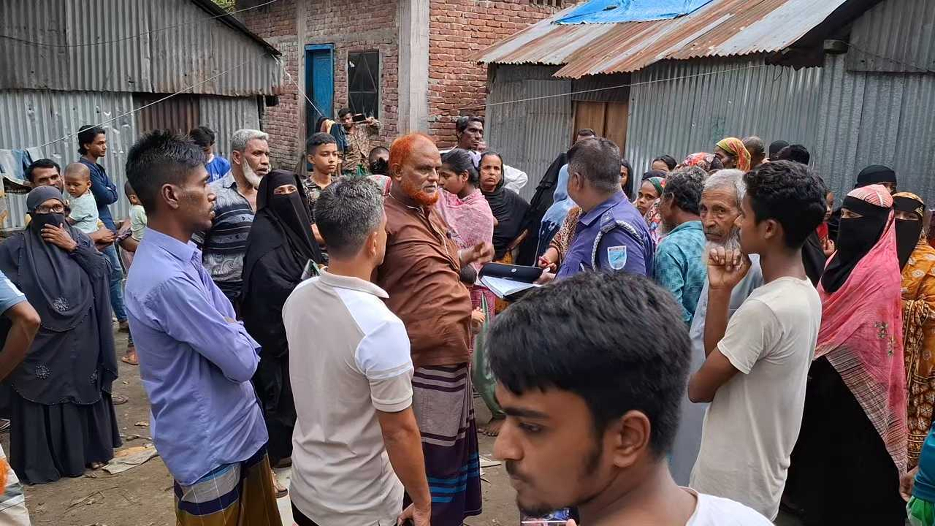 নরসিংদীতে জমি নিয়ে বিরোধ, ২ ভাইকে কুপিয়ে হত্যা