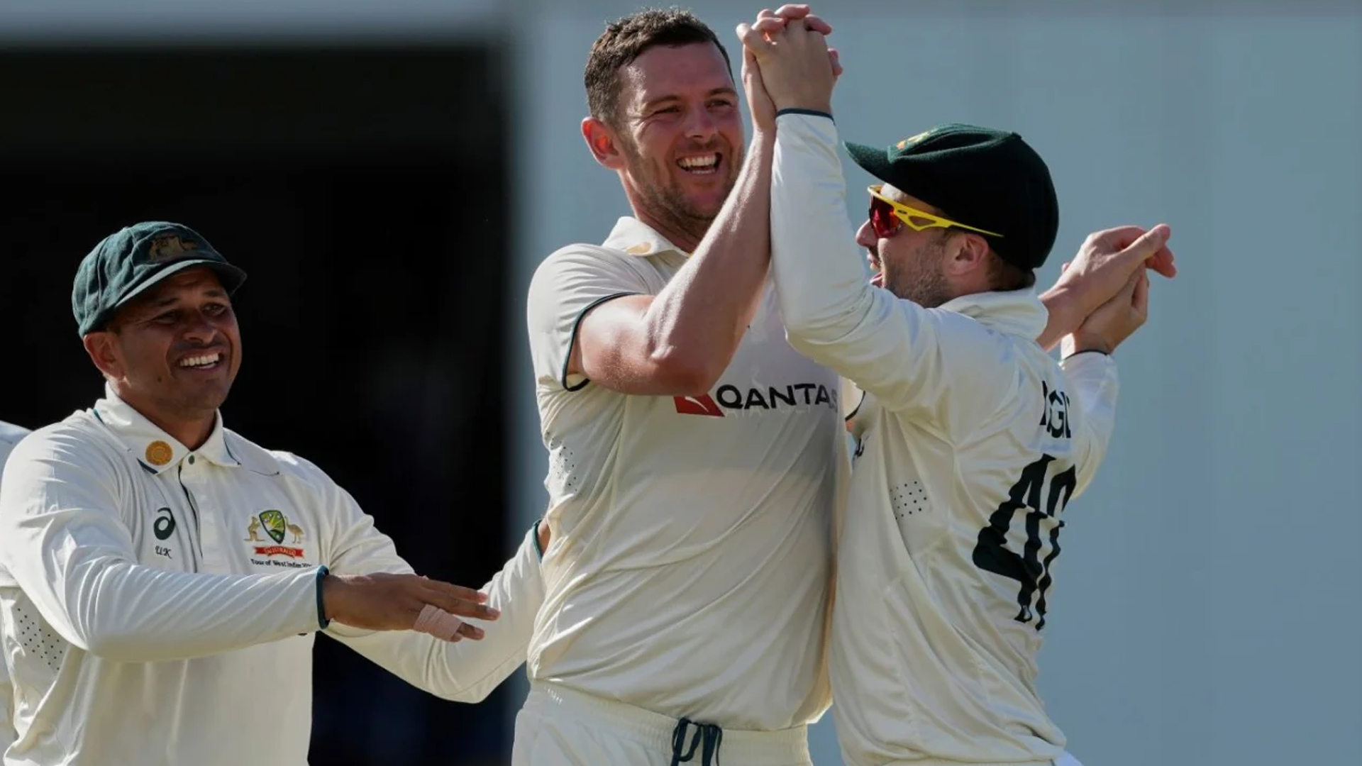 অ্যাশেজ শুরুর আগে বড় ধাক্কা খেল অস্ট্রেলিয়া