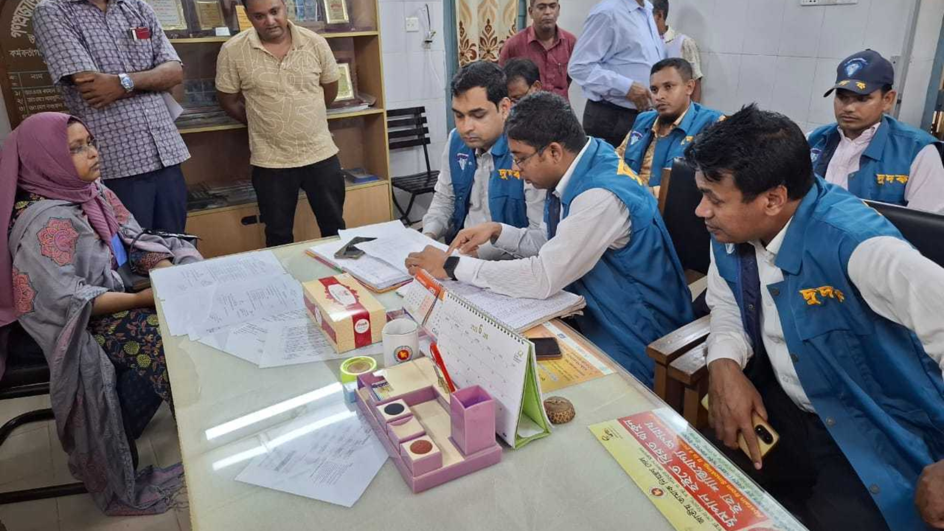 পীরগঞ্জ হাসপাতালে দুদকের অভিযান, কর্মকর্তার বিরুদ্ধে শোকজের সুপারিশ
