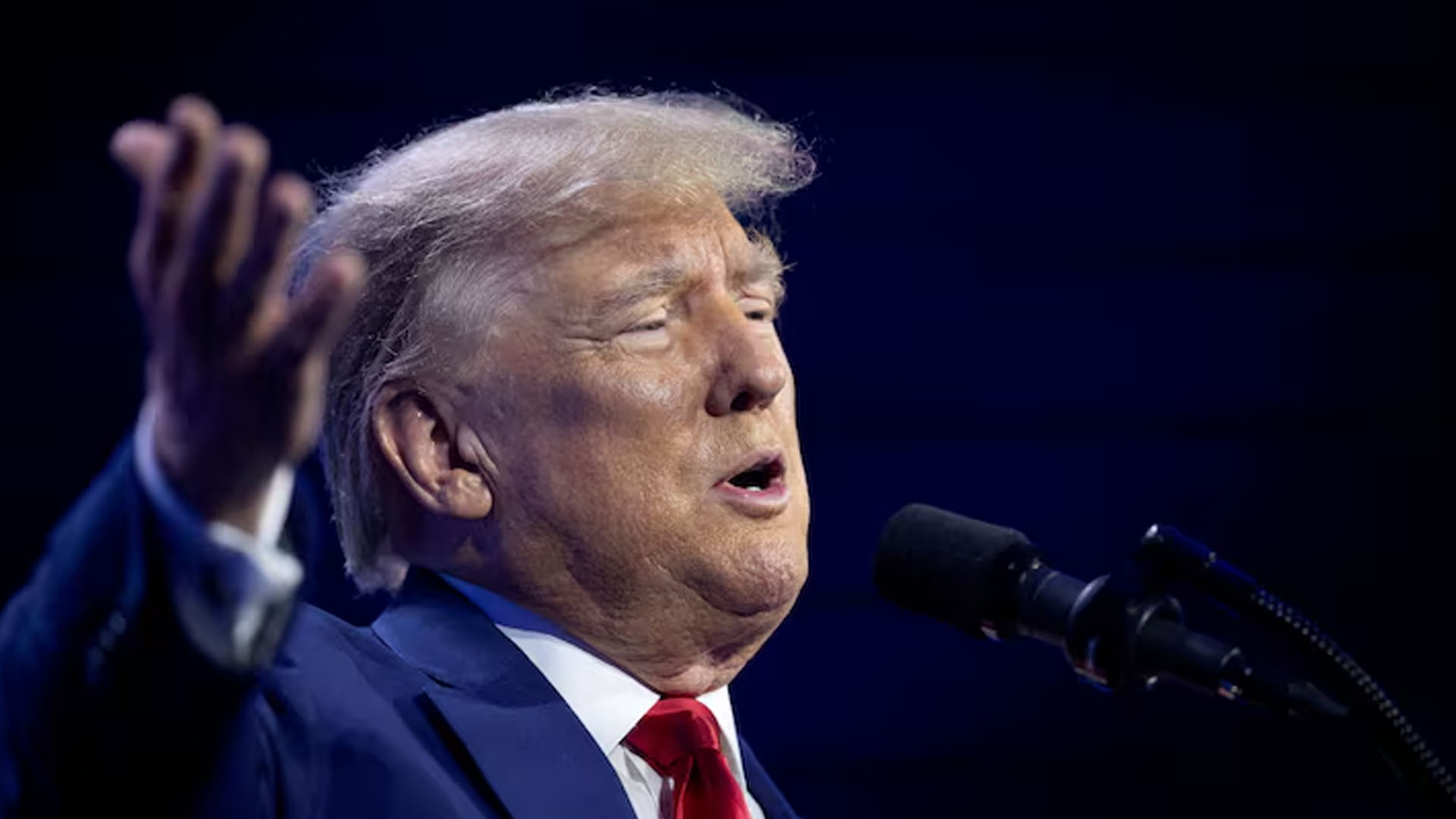 Trump proposes green cards for foreign grads of U...