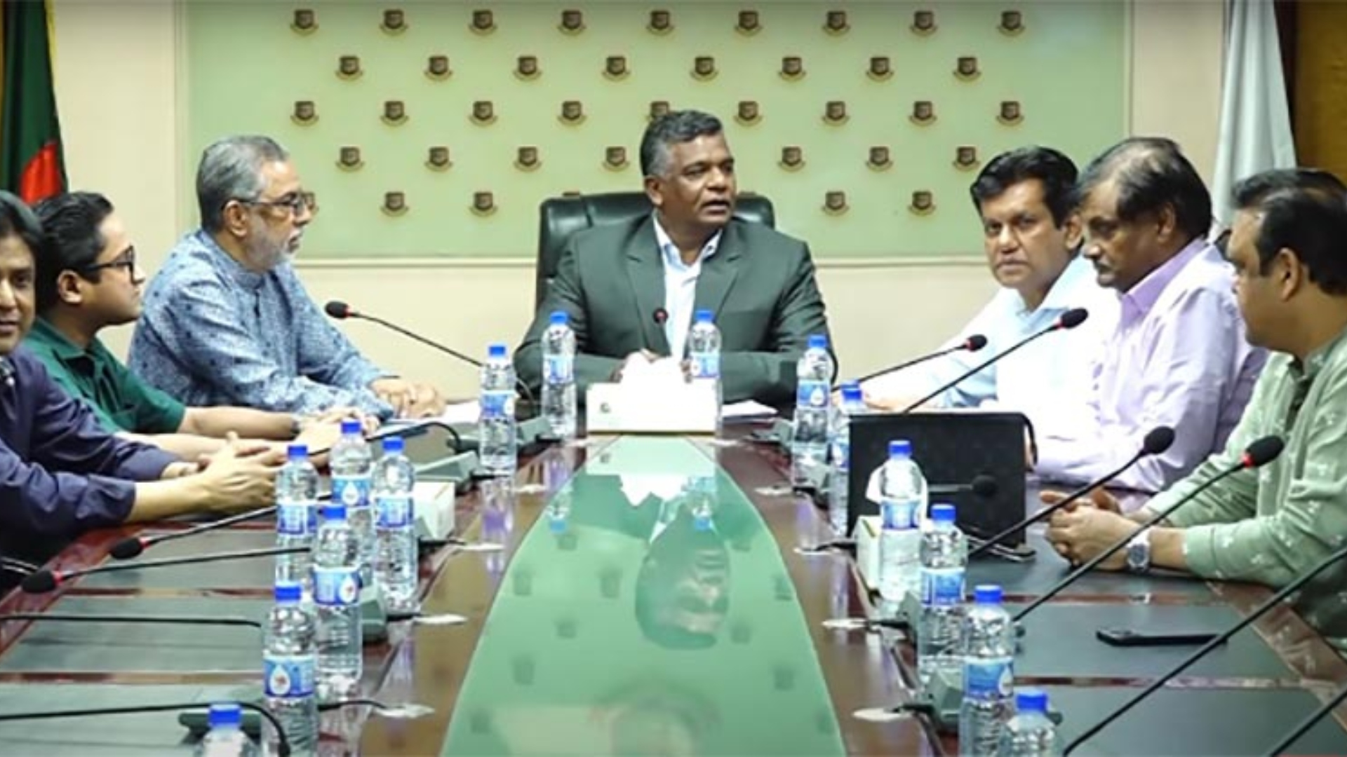 সিলেট যাওয়ার আগে বোর্ড সভাপতির সঙ্গে বৈঠকে বসবেন ক্রিকেটাররা, আলোচনার বিষয় কী?