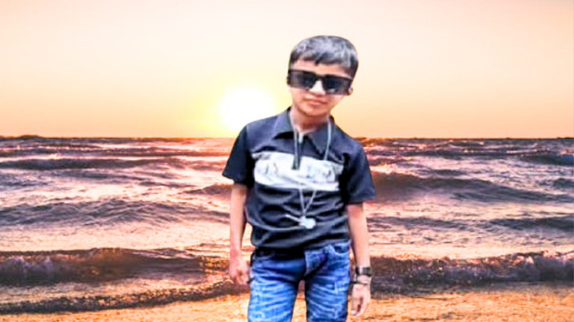 বিদ্যুৎস্পৃষ্ট বাবাকে বাঁচাতে গিয়ে প্রাণ গেল শিশু আব্দুল্লাহর