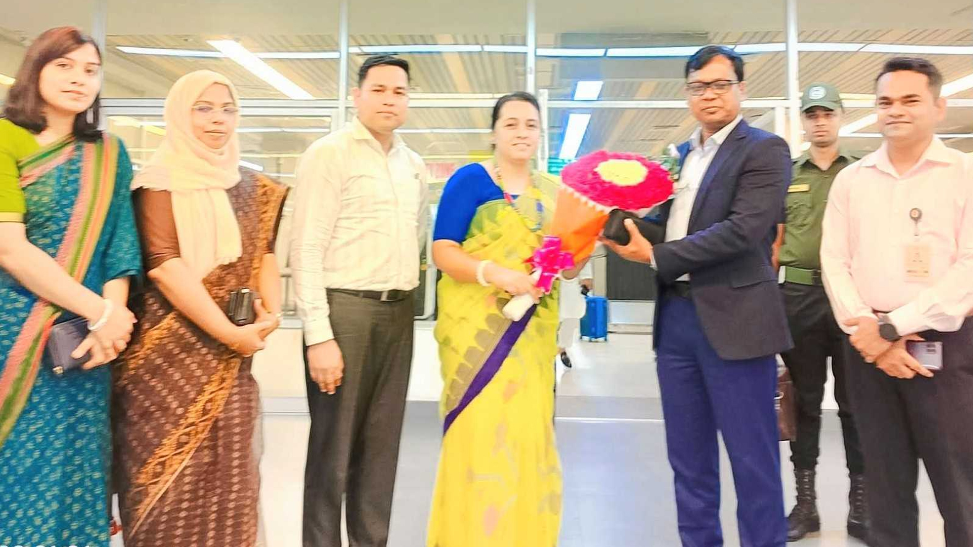 সিলেট পৌঁছেছেন নবনিযুক্ত জেলা প্রশাসক সারোয়ার আলম
