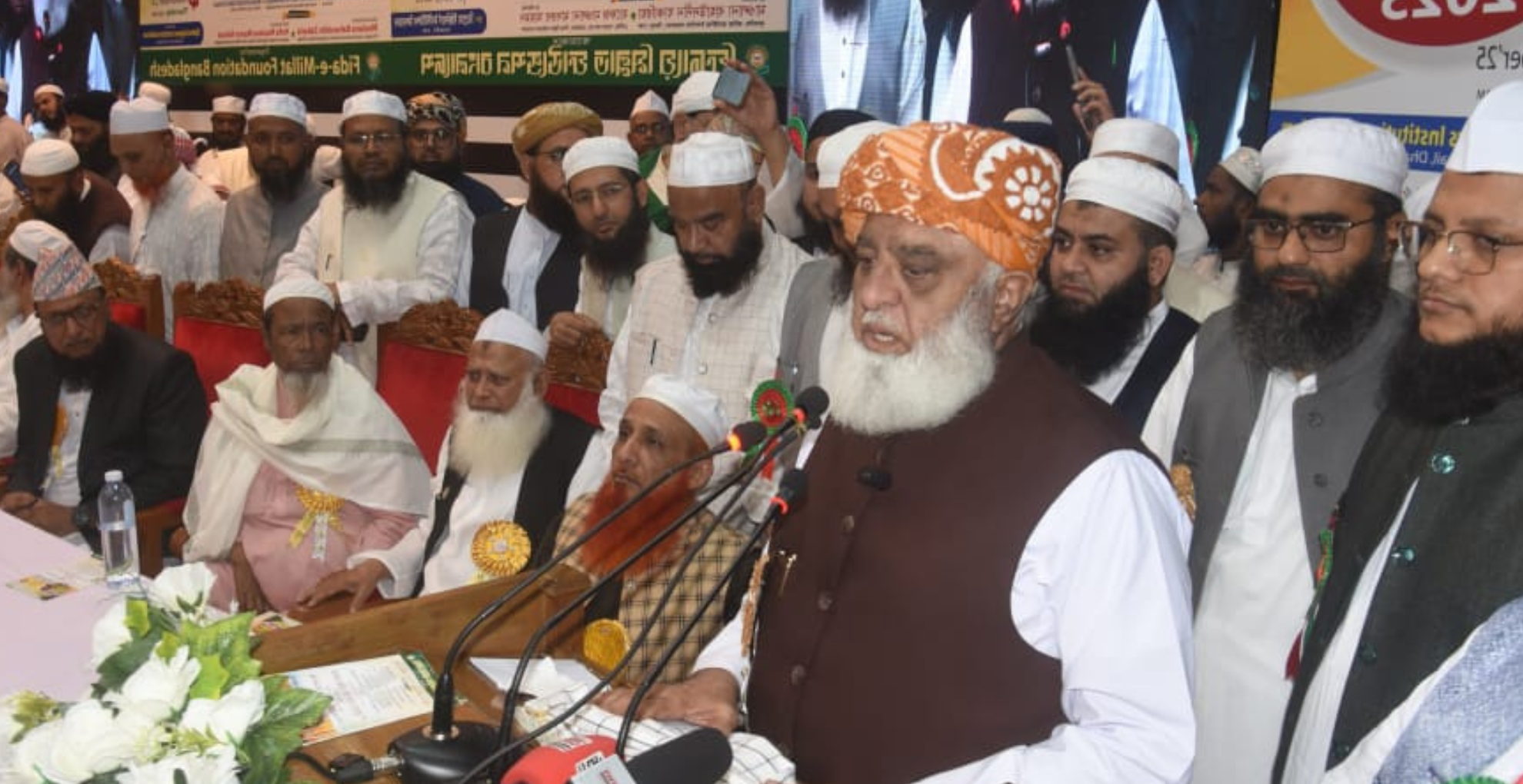 আত্মিক বন্ধনেই যুক্ত বাংলাদেশ ও পাকিস্তান: মাওলানা ফজলুর রহমান