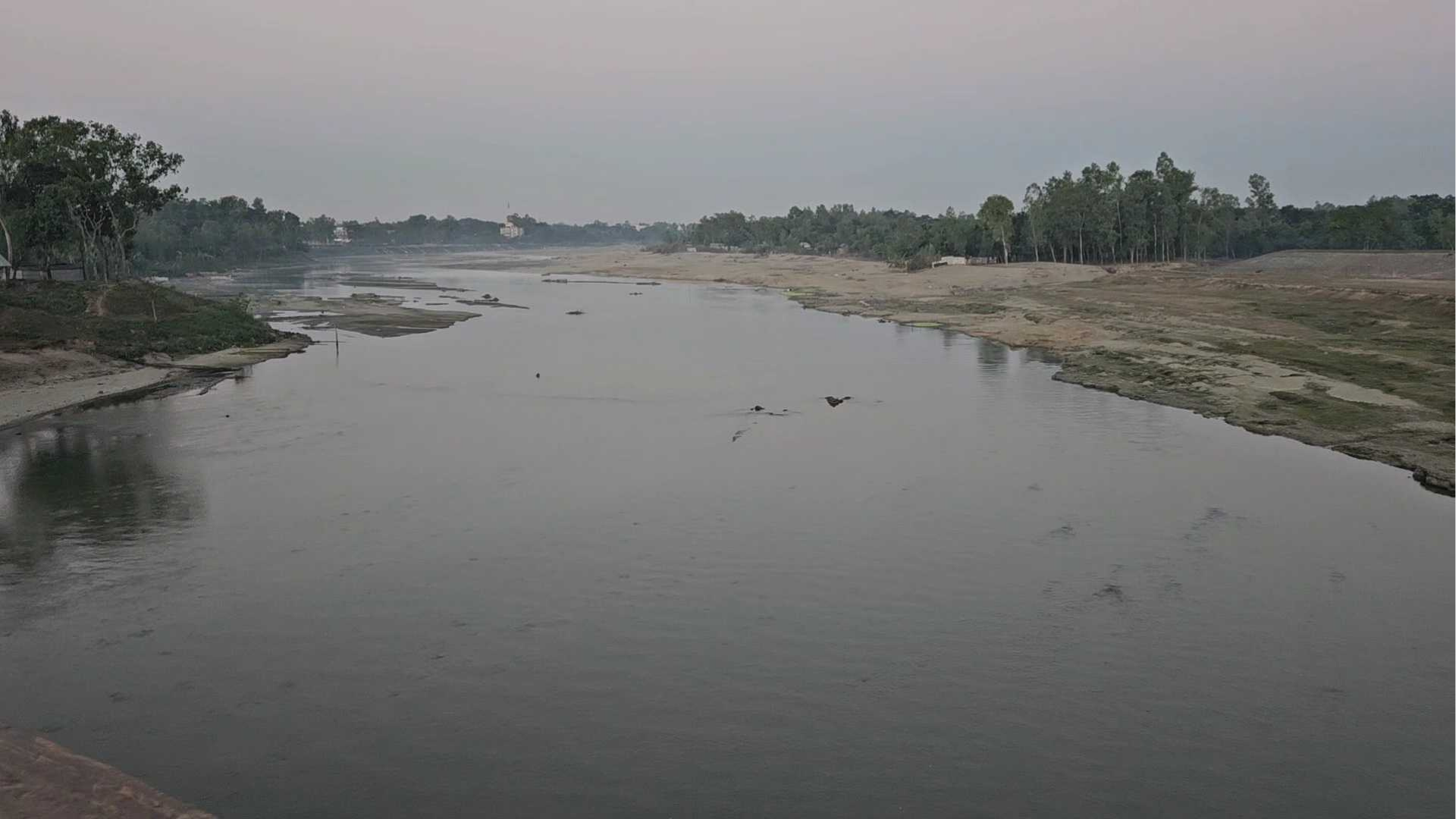 পঞ্চগড়ে টানা দুই দিন মৃদু শৈত্যপ্রবাহ, তাপমাত্রা ৯.৩ ডিগ্রি সেলসিয়াস