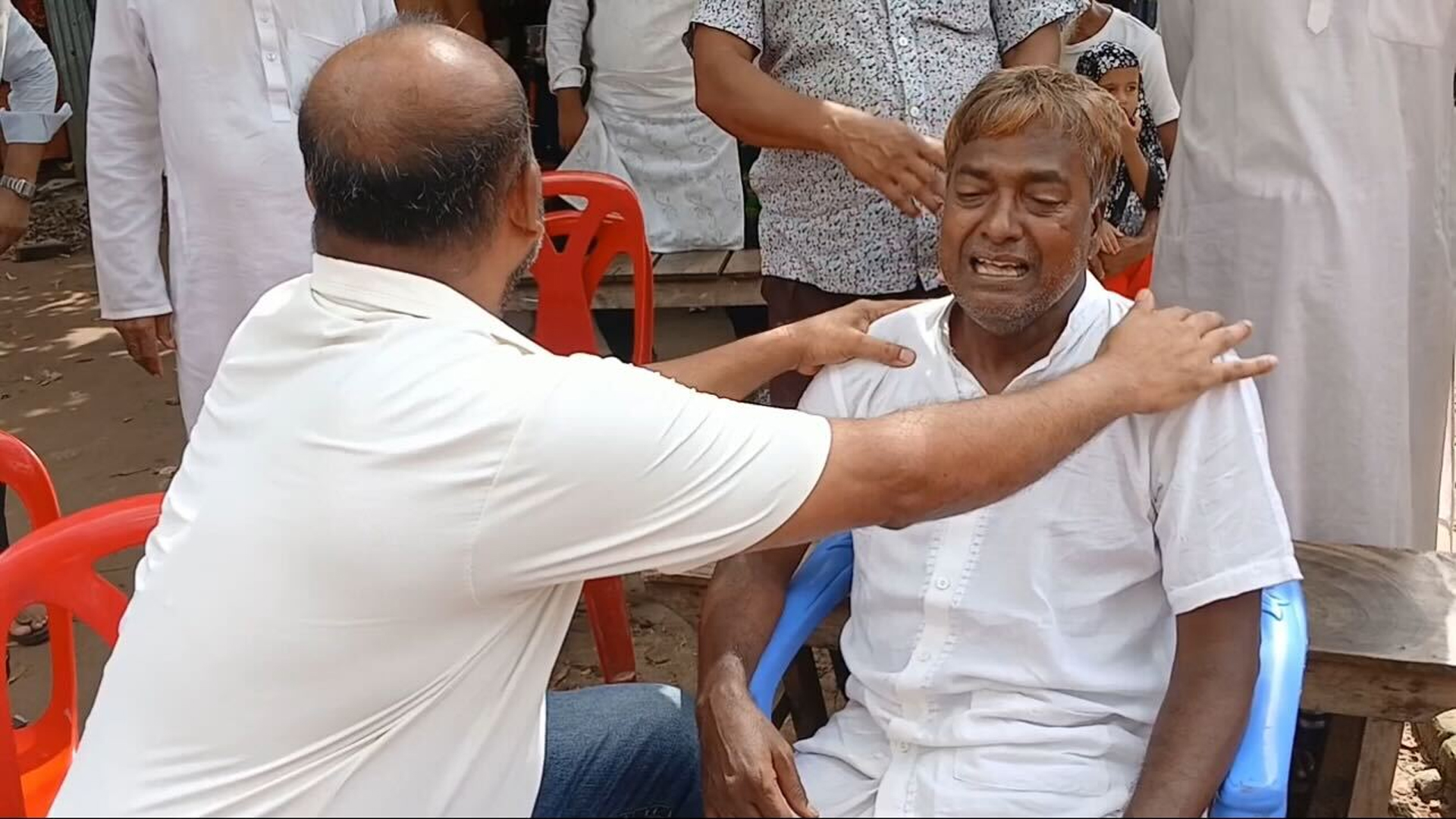 গাজীপুরে ‘ডিবির’ তাড়া খেয়ে নদীতে ঝাঁপ, ব্যবসায়ী নিখোঁজ