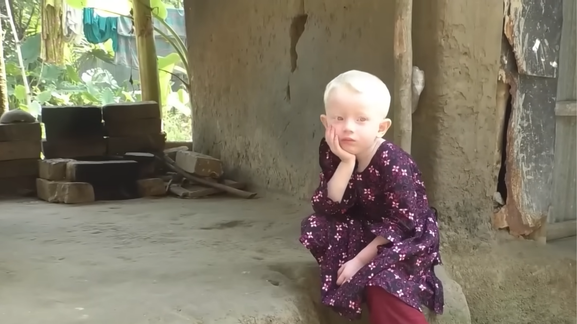 ‘অতি ফর্সা’ গায়ের রং, ছোট্ট আফিয়াকে ‘অস্বীকার’ বাবার