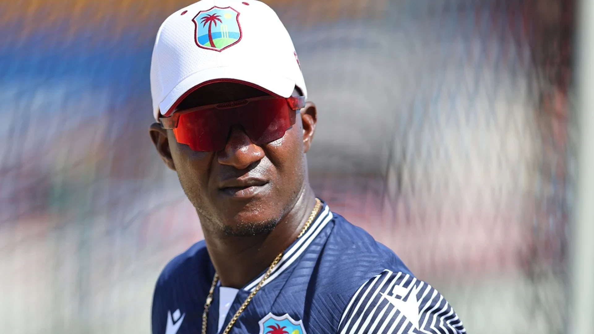 টাইগারদের দুয়ো দেয়ায় বাংলাদেশি সমর্থকদের সমালোচনা করলেন স্যামি