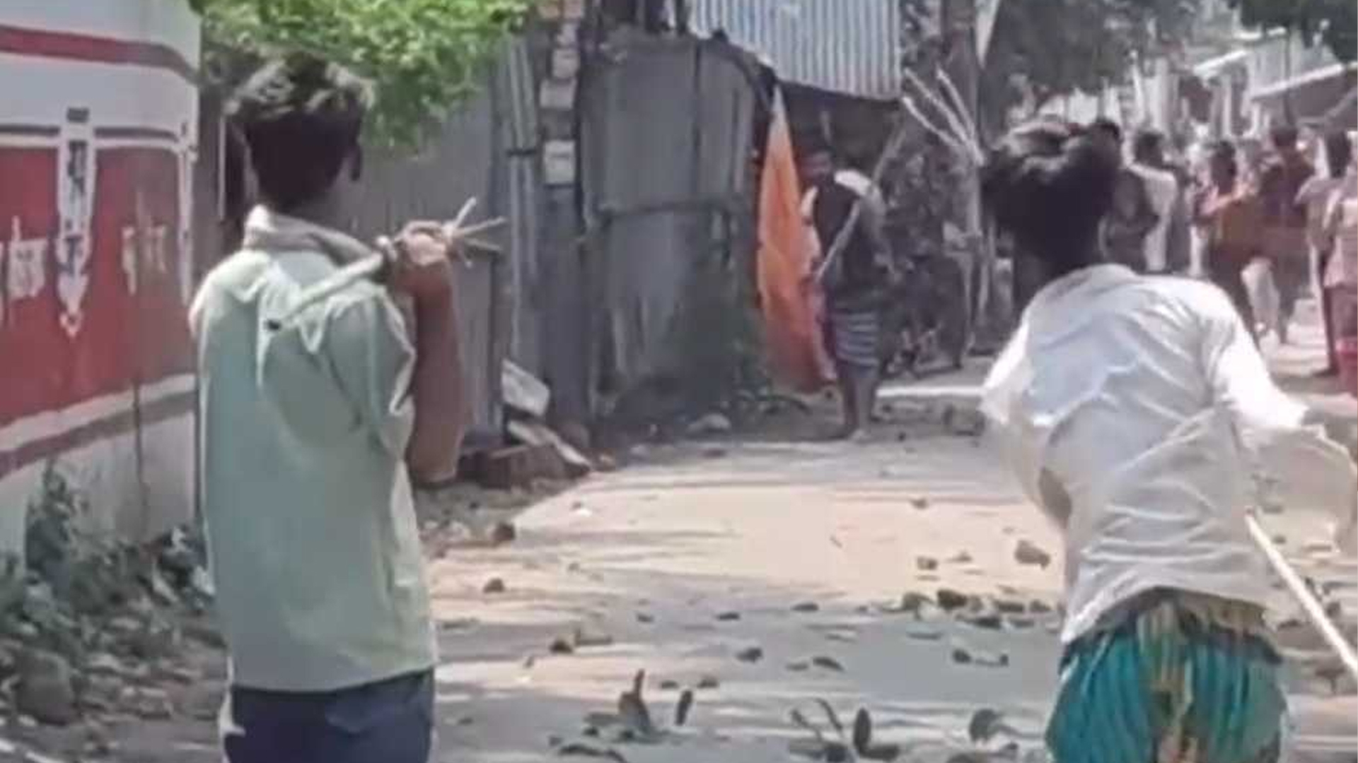 সোনারগাঁয়ে দুগ্রুপের রক্তক্ষয়ী সংঘর্ষ, আহত একাধিক