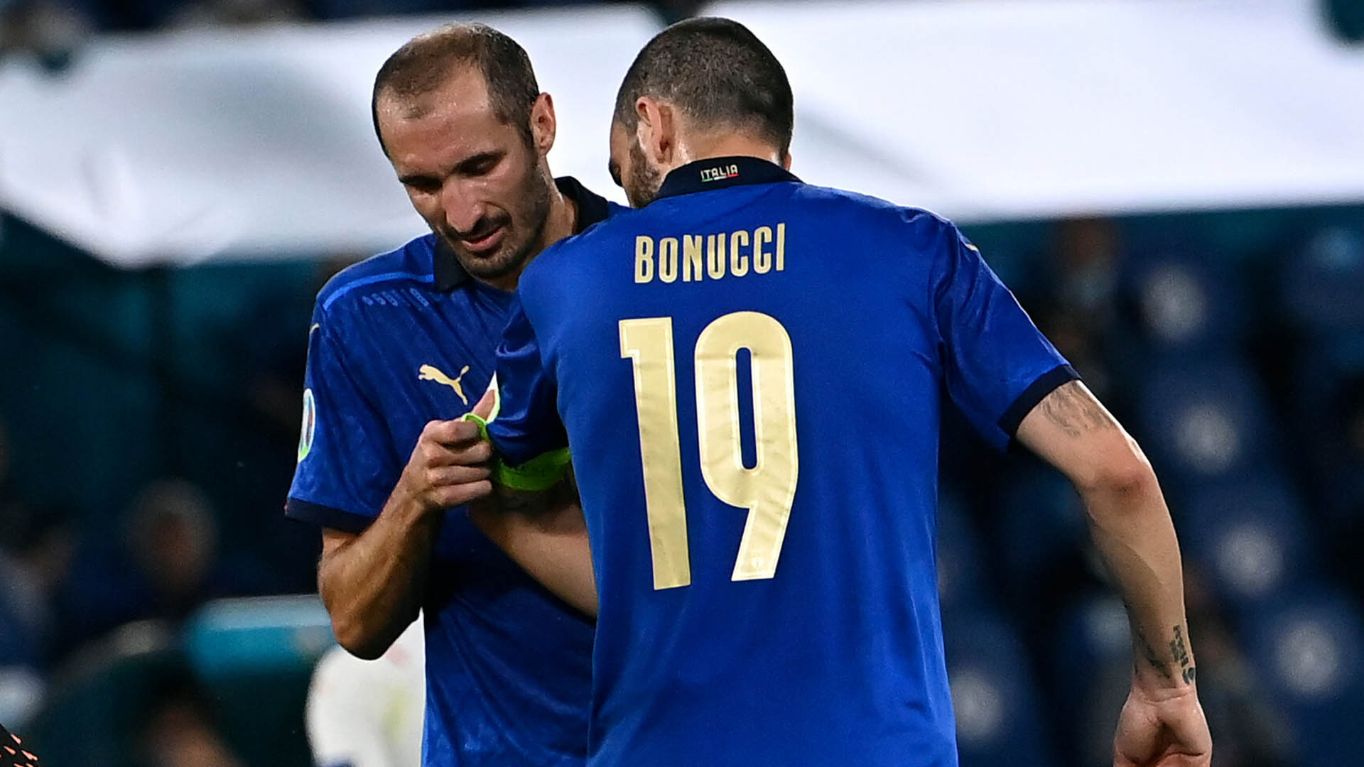 টিকি-টাকা সবার জন্য নয়, ইতালিকে ডিফেন্সিভ দর্শনে ফেরার পরামর্শ ডাচ কিংবদন্তির