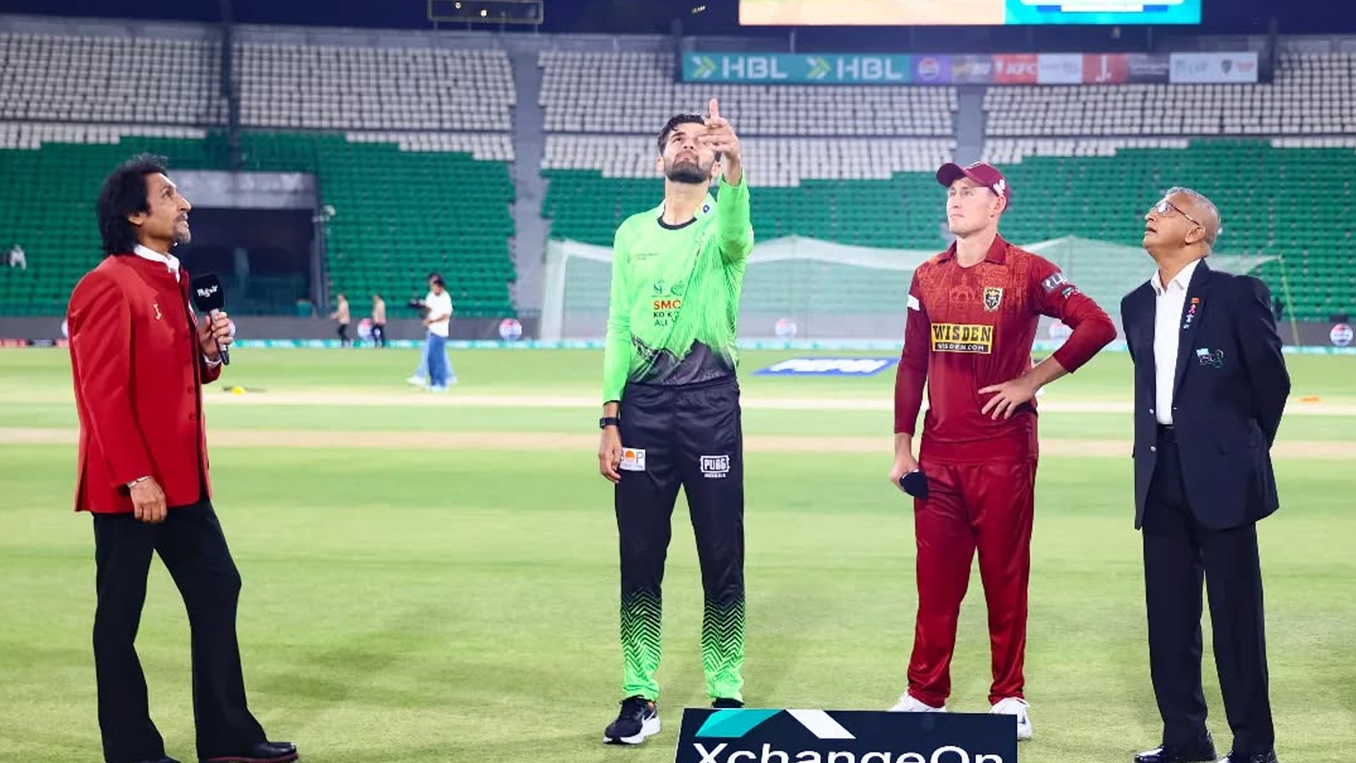 পিএসএলে একাদশের দুটি তালিকা সাজিয়ে টসের পর একটি বাছাইয়ের সুযোগ