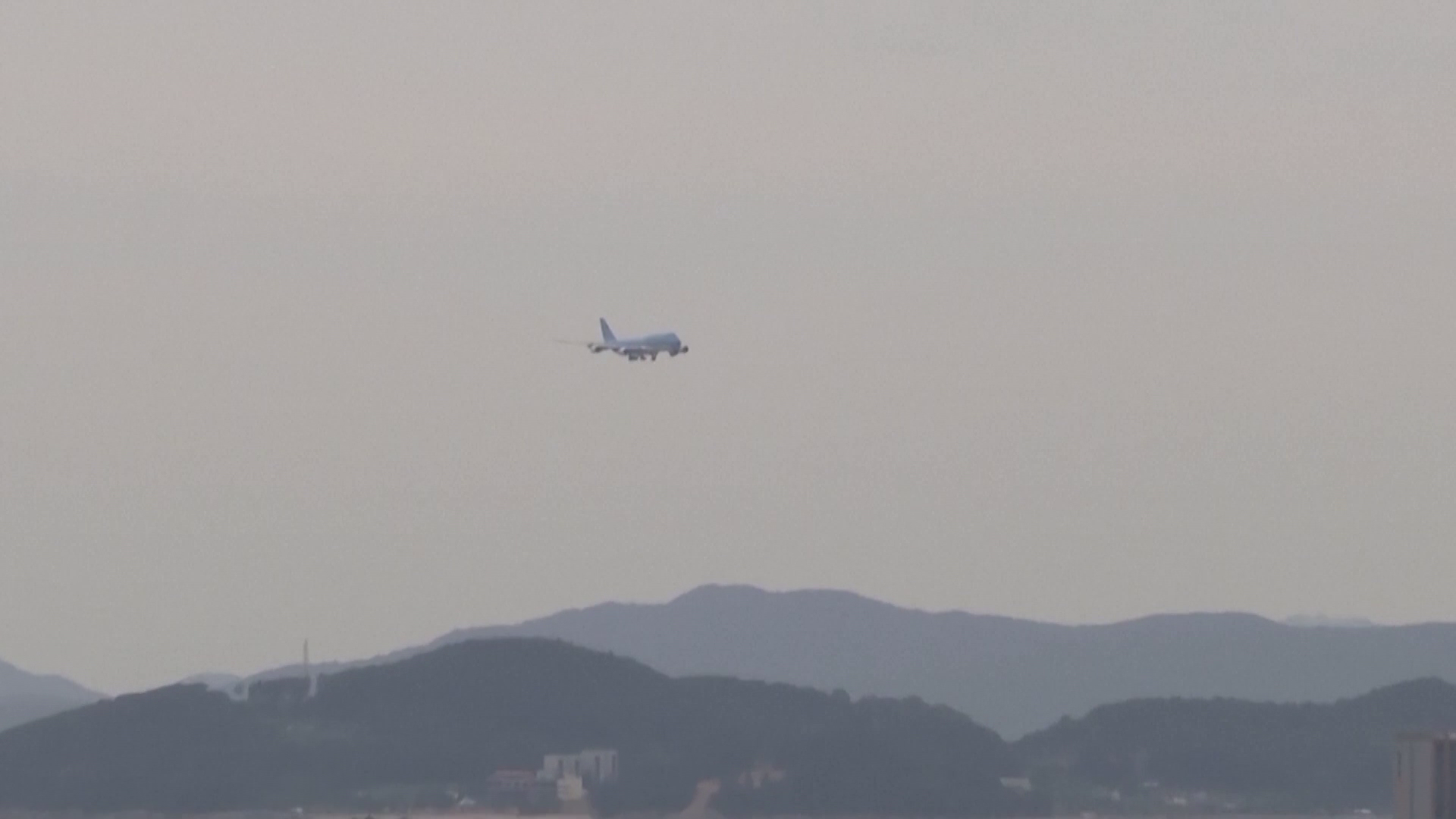 ফুয়েলের দাম দ্বিগুণ: এশিয়ায় বাড়ছে বিমান ভাড়া, ফ্লাইটে বড় পরিবর্তন