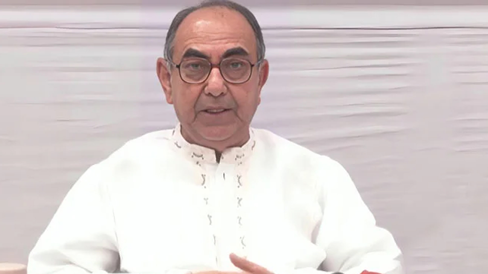 মির্জা আব্বাসকে সিসিইউ থেকে কেবিনে স্থানান্তর