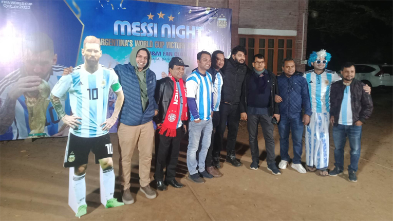 Kartochkalarda yoqolgan yomon filmlarning onlayn videosi