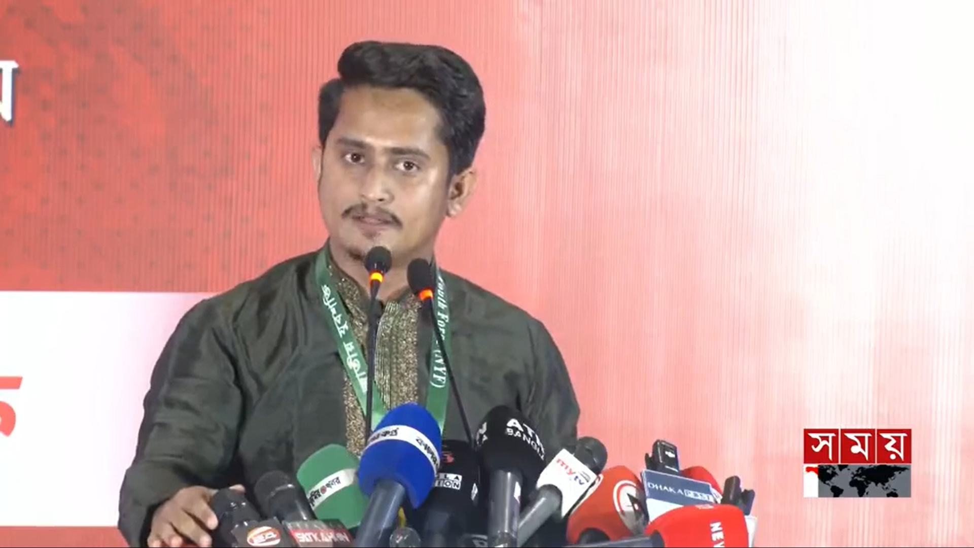 Dumba fotosuratidagi shaffof külotlar Erotik ona va qizi jinsiy aloqa