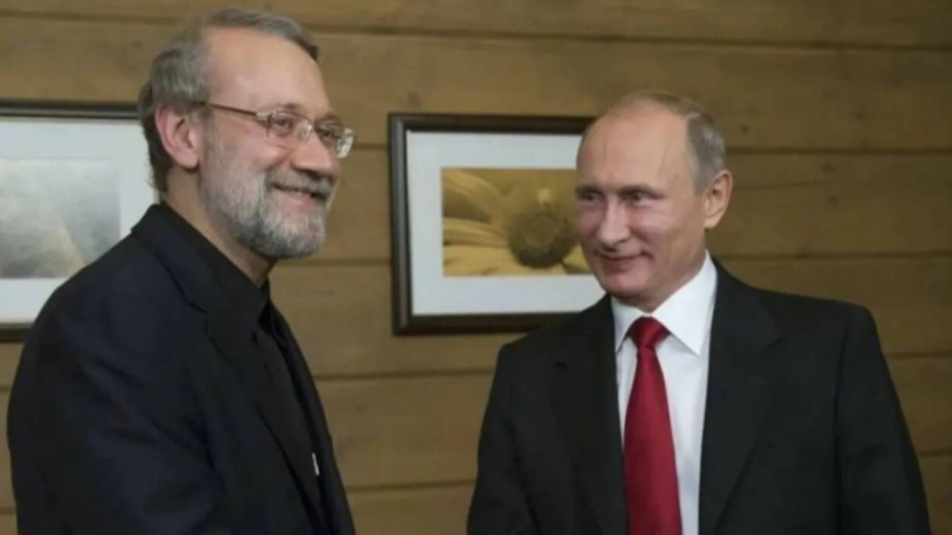 পুতিনের কাছে খামেনির বার্তা পৌঁছে দিলেন ইরানের নিরাপত্তা কর্মকর্তা