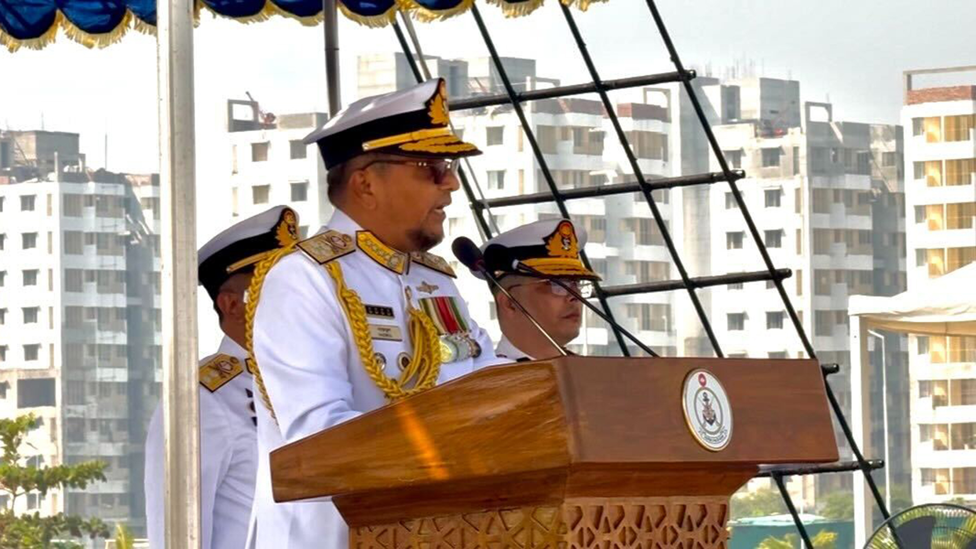 নির্বাচনে সশস্ত্র বাহিনীর ভূমিকা হবে অত্যন্ত গুরুত্বপূর্ণ: নৌবাহিনী প্রধান