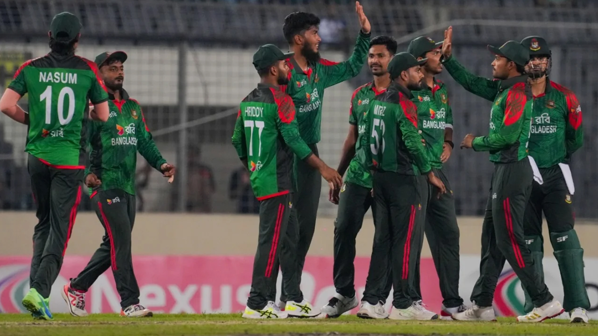 আন্তর্জাতিক ক্রিকেটে সবচেয়ে বেশি ম্যাচ টাই করেছে কোন দল?