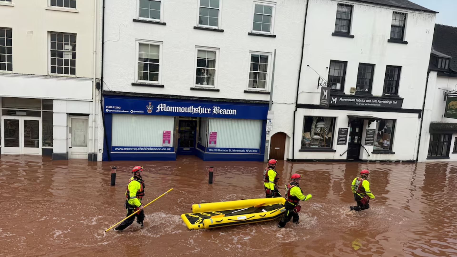 ঘূর্ণিঝড় ক্লডিয়ার আঘাতে বিপর্যস্ত ইউরোপ