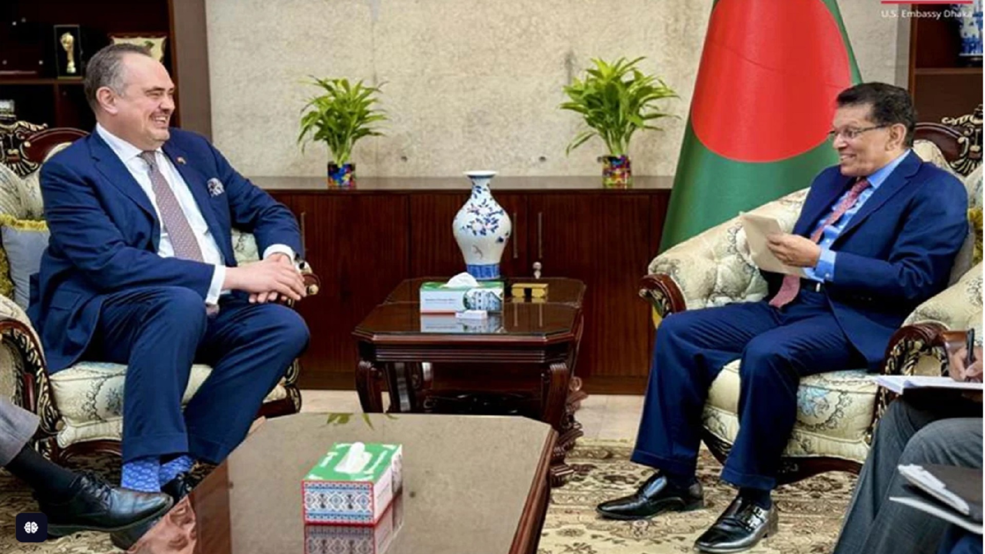 পররাষ্ট্রমন্ত্রীর সঙ্গে মার্কিন রাষ্ট্রদূতের সৌজন্য সাক্ষাৎ