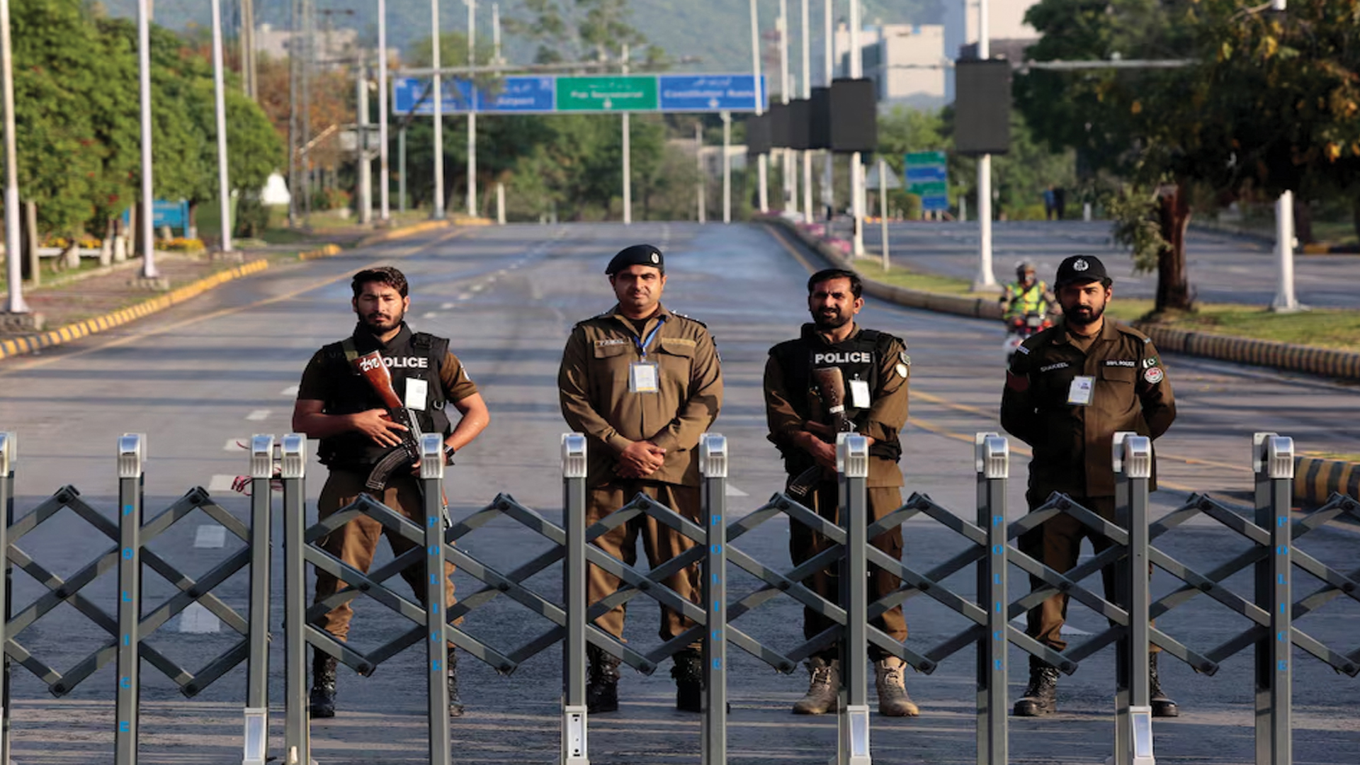 ইসলামাবাদে শান্তি আলোচনায় ইরান ‘ম্যাক্সিমালিস্ট’ দাবি মেনে নেবে না