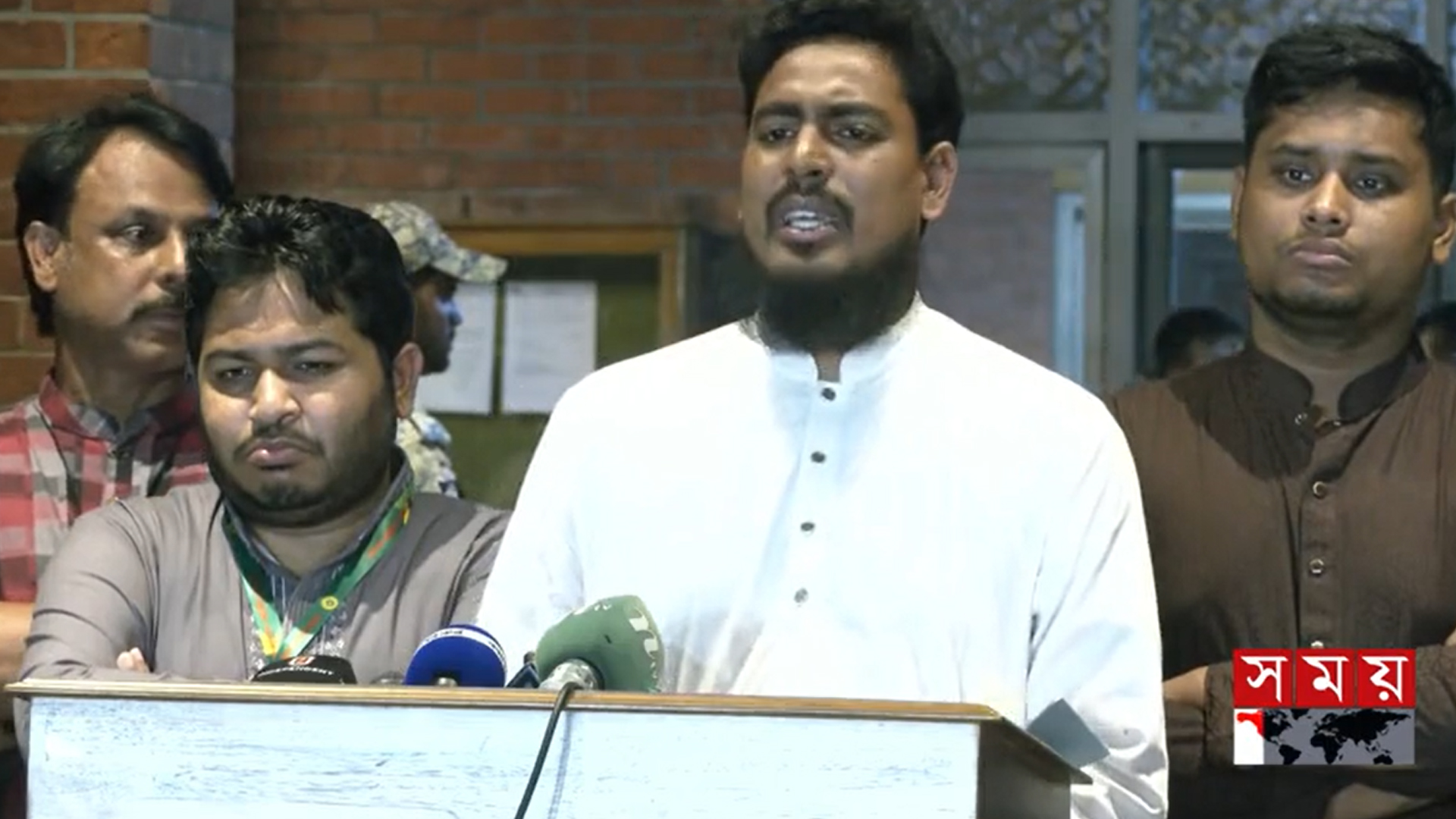 গুরুত্বপূর্ণ কিছু অধ্যাদেশ বাতিল বা পরে উত্থাপনের প্রস্তাবে আমরা মর্মাহত: আখতার হোসেন