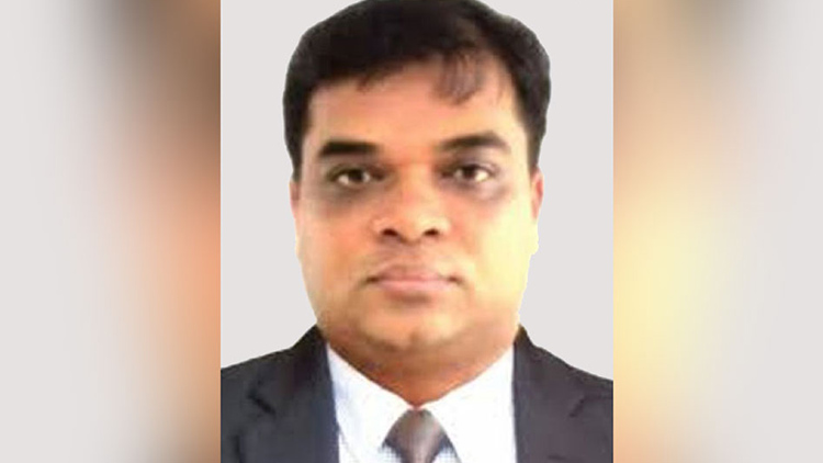 স্বরাষ্ট্র মন্ত্রণালয়ের সাবেক যুগ্ম সচিব ধনঞ্জয় বরখাস্ত