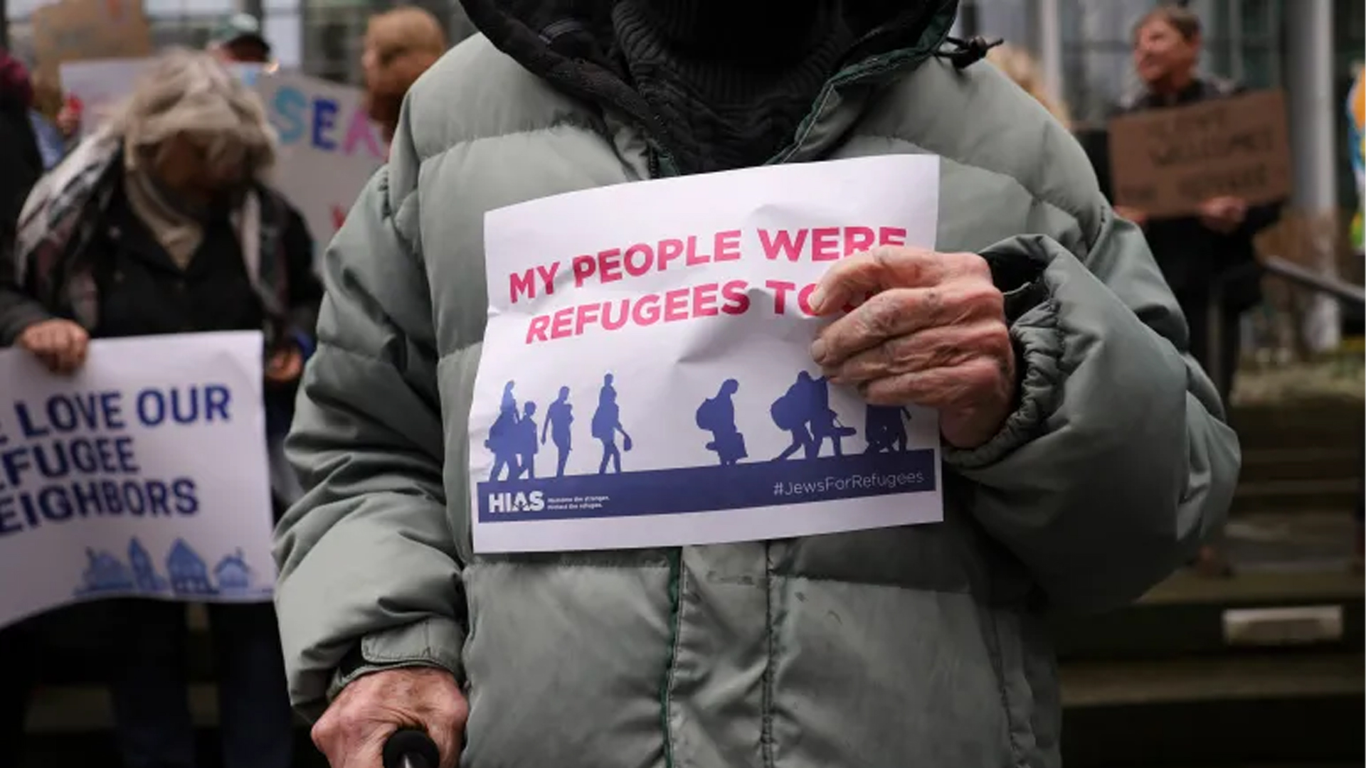 বছরে ৭৫০০ শরণার্থী আশ্রয় দেবে যুক্তরাষ্ট্র, অগ্রাধিকার পাচ্ছে শেতাঙ্গ আফ্রিকানরা