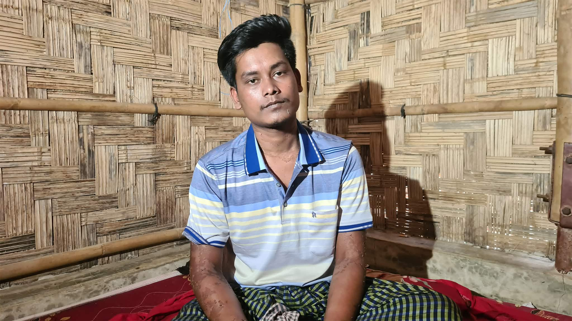 চারদিকে ভাসছে লাশ, প্লাস্টিকের ড্রামে বেঁচে ফিরলেন রফিক